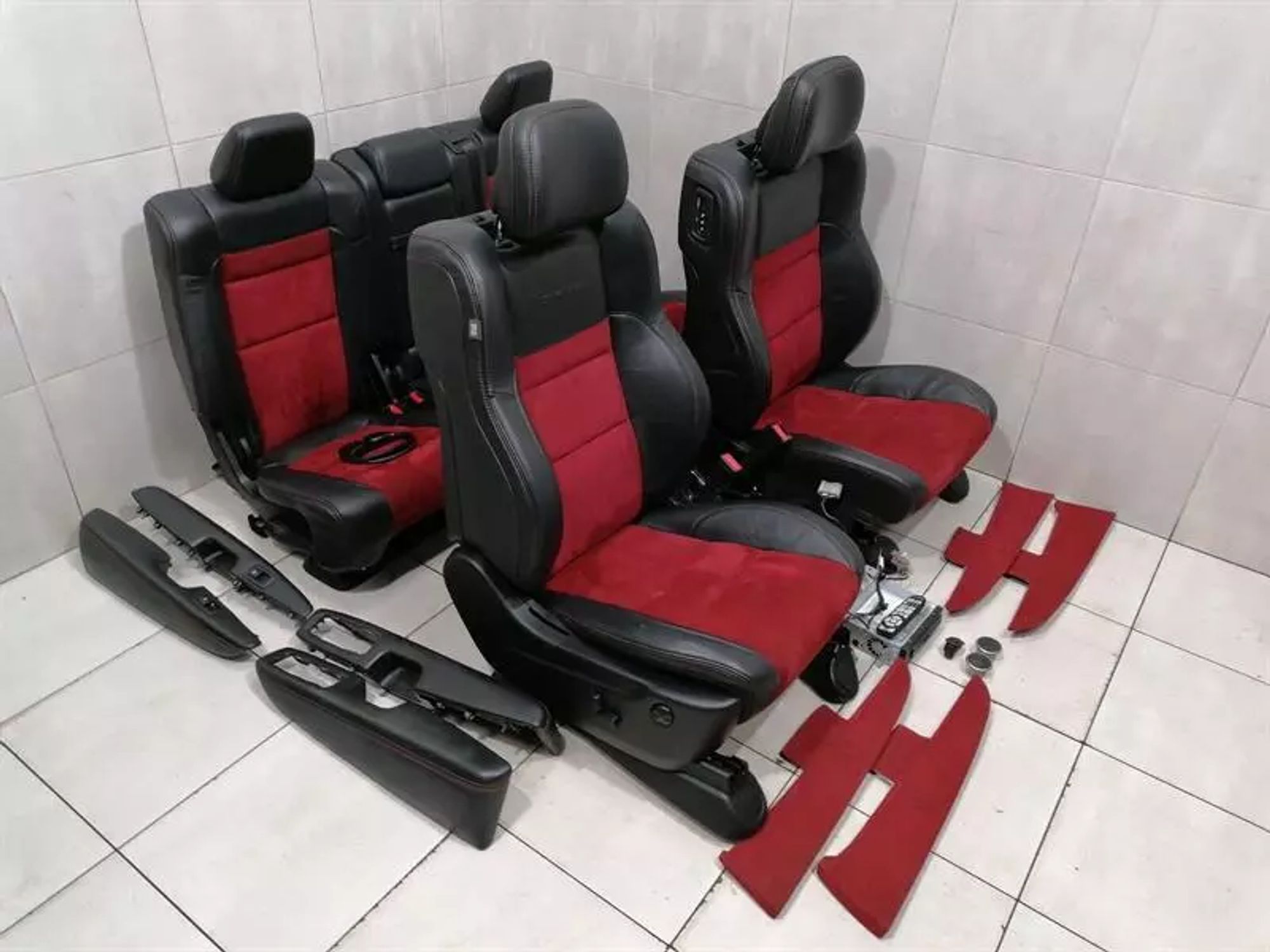 Салон в сборе Jeep Grand Cherokee IV (WK2) SRT, 450000 рублей, Москва