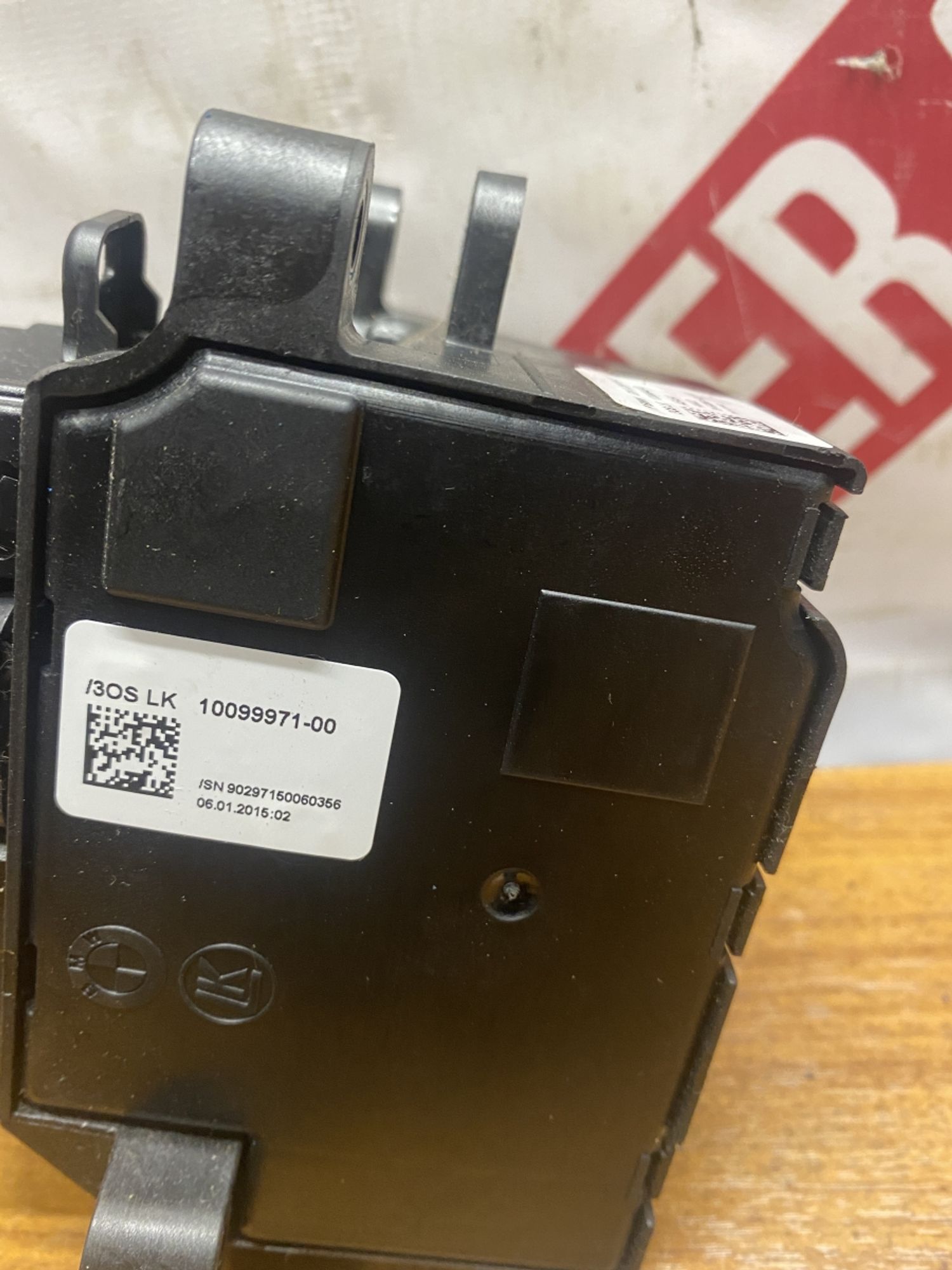 https://ycs.partsauto.market/partsauto-images/thmbs/h353NjtZg3VDP19b5HMt7LlpbQ93/e09f12f3b58f5561f3e7980df2385691/2e423a8a34ea73d598bcaeb99280d57b.jpg