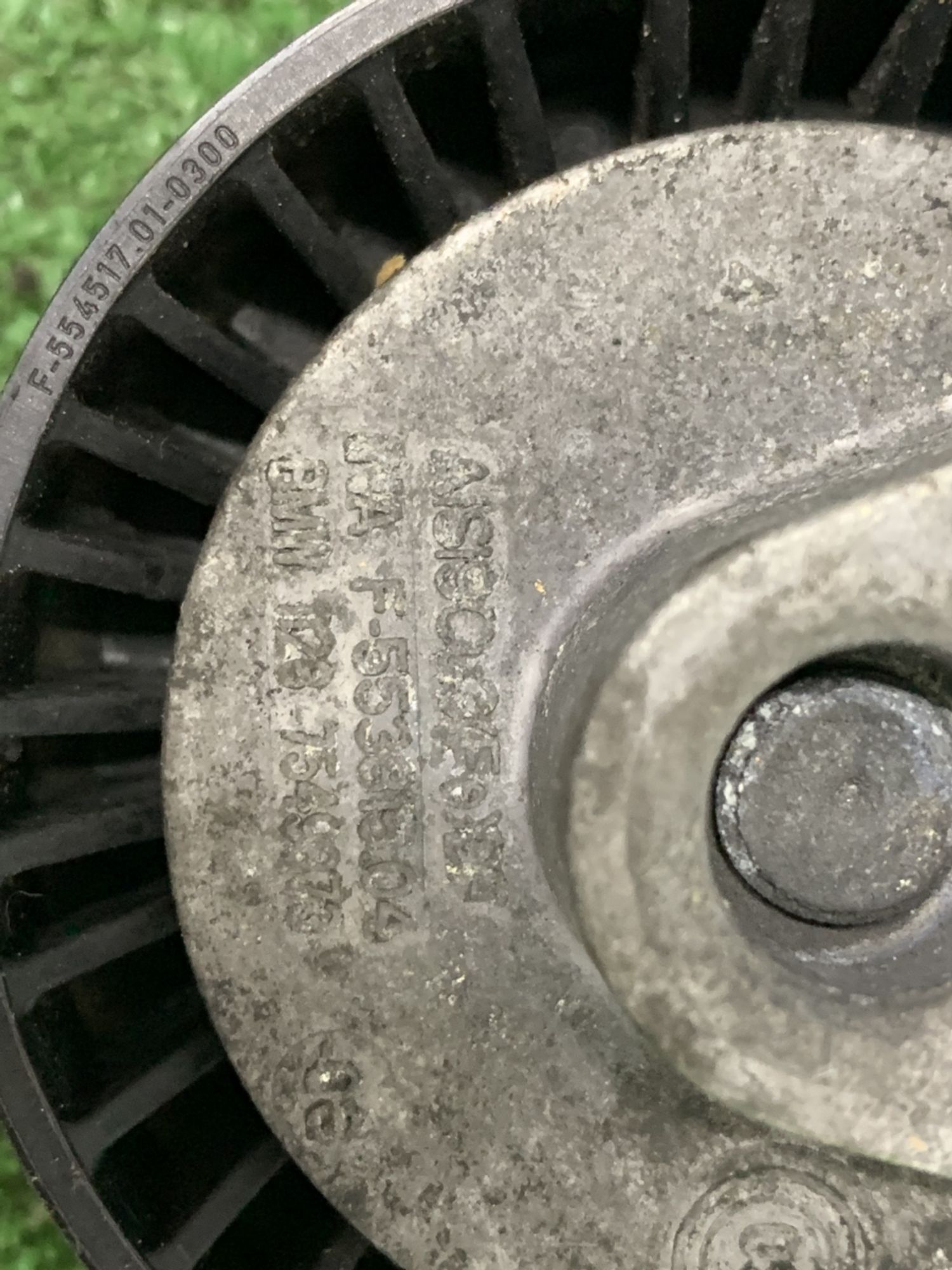 Ролик BMW, 2000 рублей, Москва