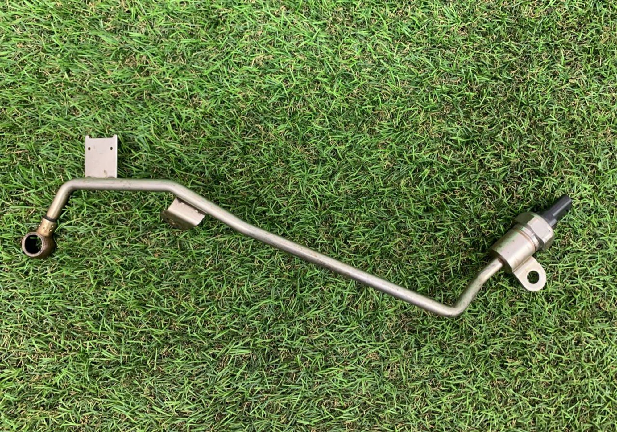 https://ycs.partsauto.market/partsauto-images/thmbs/h353NjtZg3VDP19b5HMt7LlpbQ93/e2b87c83b60f89f2aa9af76aad242d68/988480c1da9e4c54b7bb2341fdf7f86a.jpg