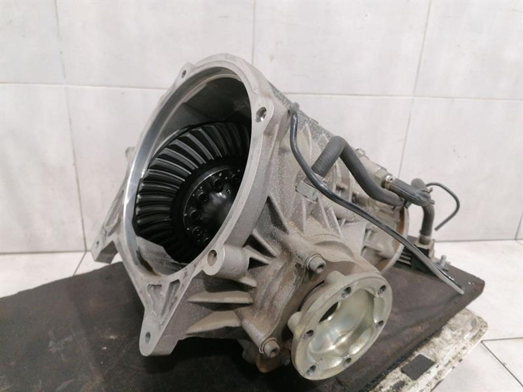 ЗАДНИЙ ДИФФЕРЕНЦИАЛ ASTON MARTIN RAPIDE S, 335000 рублей, Москва