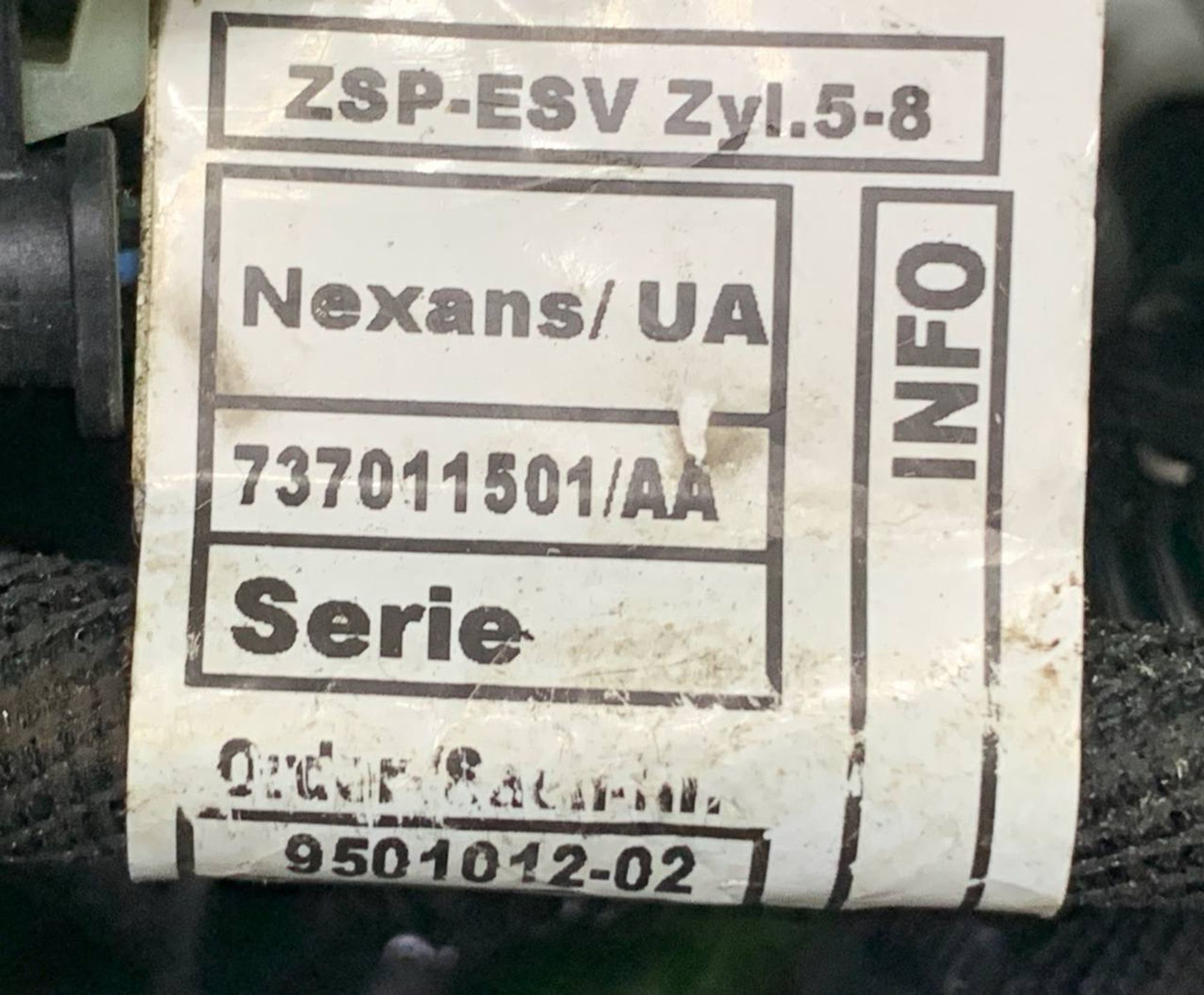 https://ycs.partsauto.market/partsauto-images/thmbs/h353NjtZg3VDP19b5HMt7LlpbQ93/e382640546c0250caa5d86d7f82c17c8/30d0880def5a17344cfa2ab2a6da9974.jpg