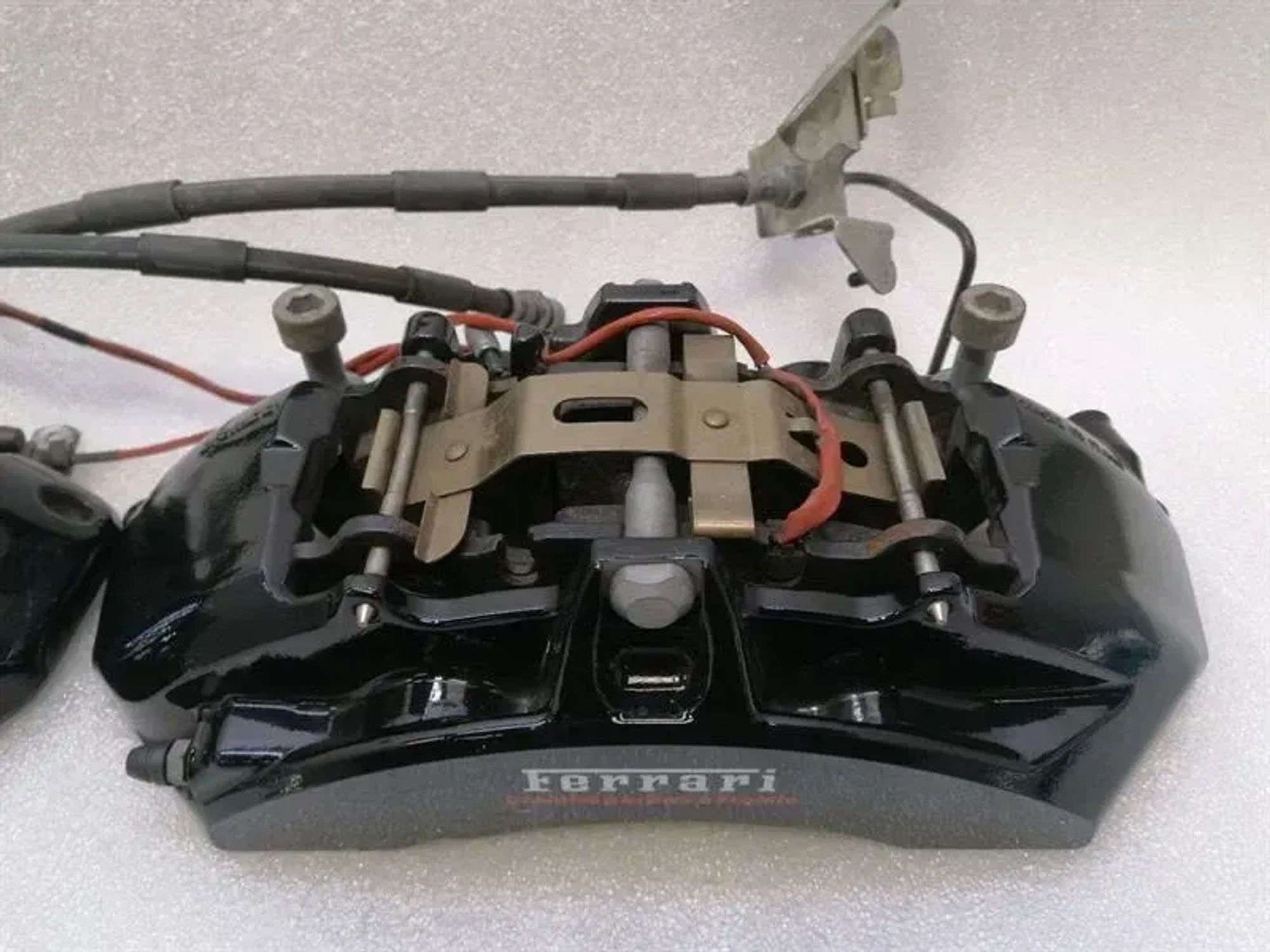 Тормозные суппорта передние Ferrari GTC4 Lusso F151M, 480000 рублей, Москва