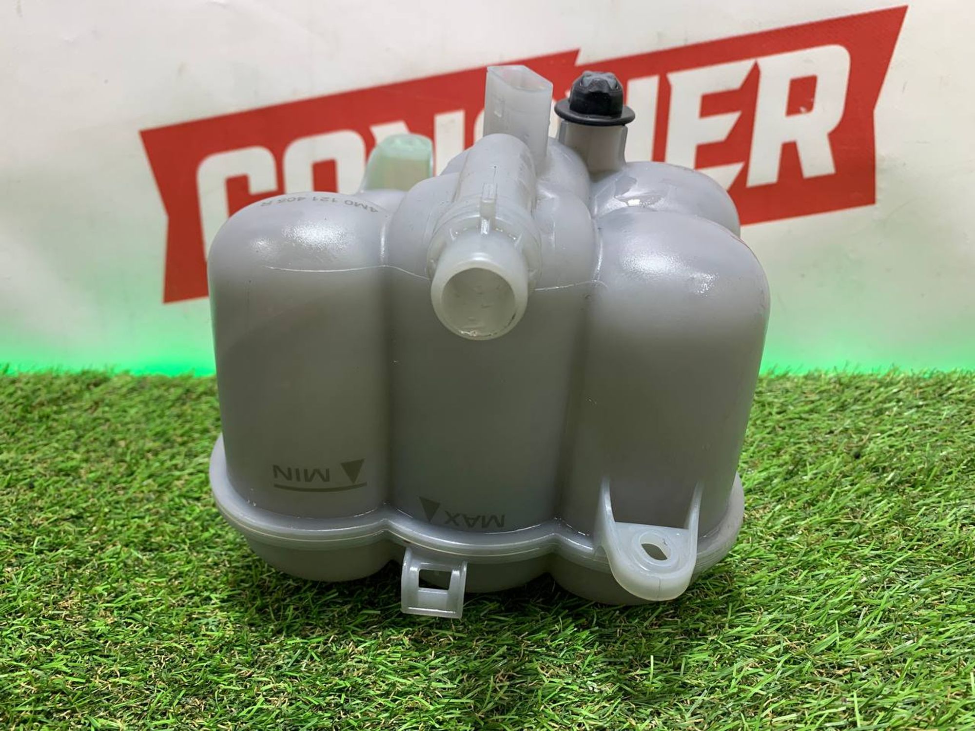 https://ycs.partsauto.market/partsauto-images/thmbs/h353NjtZg3VDP19b5HMt7LlpbQ93/e62c8a3bf0f1b277edc3539c31a4d934/0edfdad2056dfc9c94b1bd4a7d2ca811.jpg