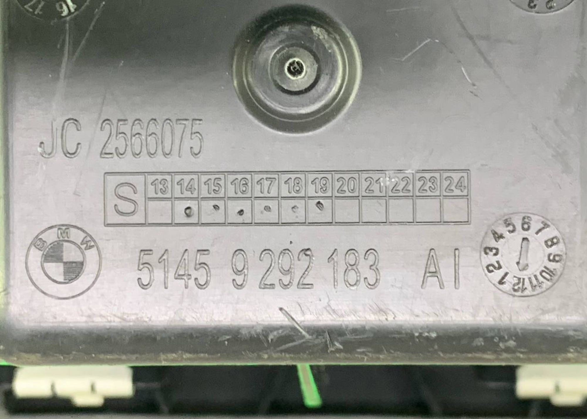 https://ycs.partsauto.market/partsauto-images/thmbs/h353NjtZg3VDP19b5HMt7LlpbQ93/e66eb98e5182f63338aa0f2b99e4c67c/32413426473a90616e6b22d09bcb4e79.jpg