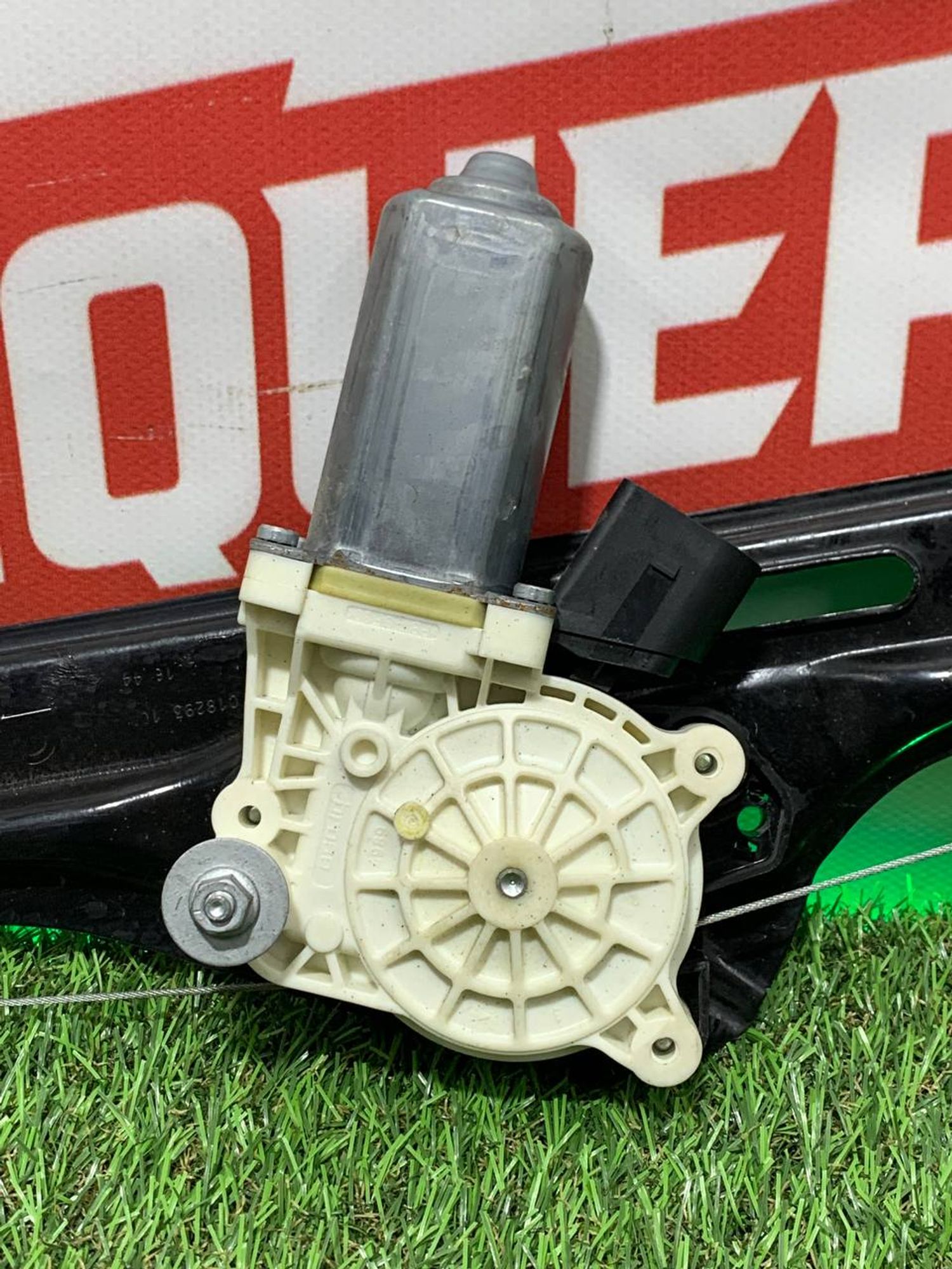 Мотор стеклоподъемника левый Bmw X6M F86, 3500 рублей, Москва