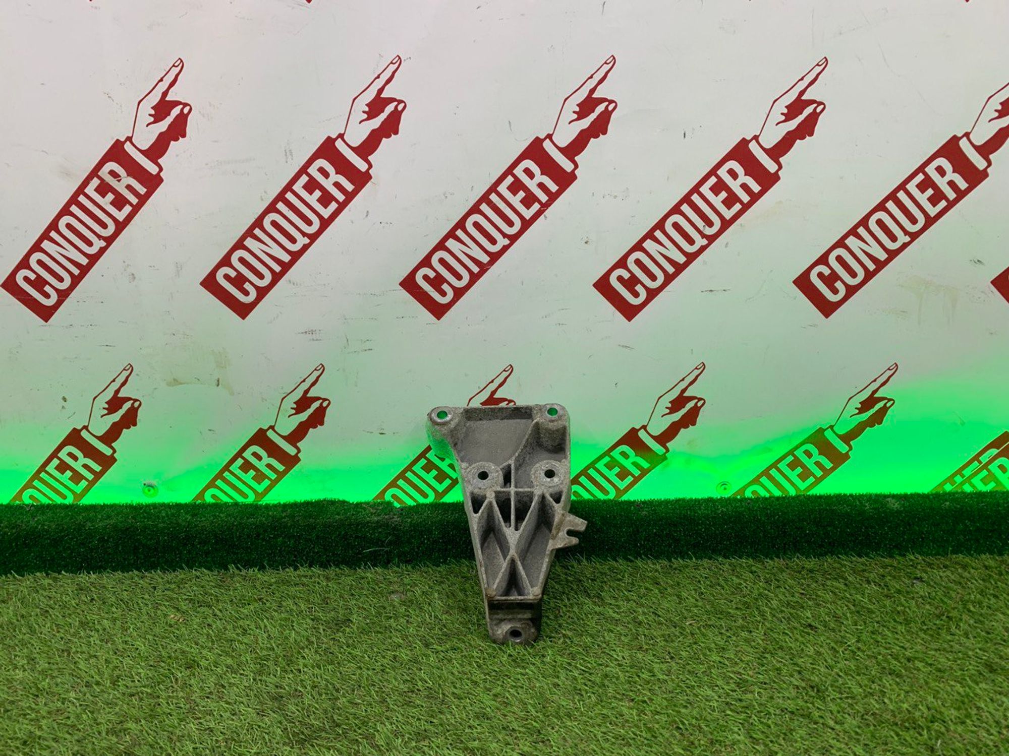 Кронштейн двигателя левый Bmw N20 F20 F30, 2000 рублей, Москва