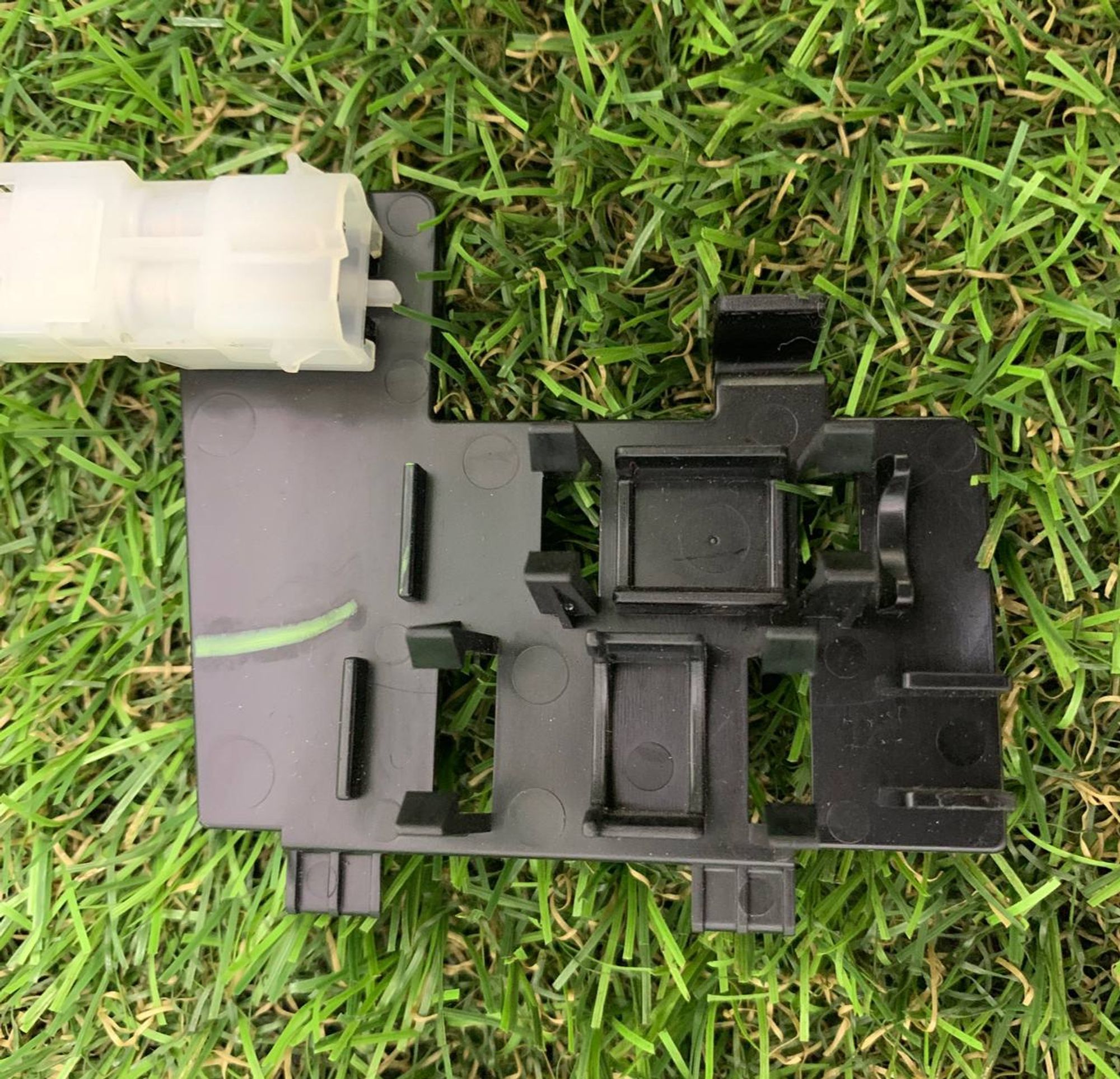 https://ycs.partsauto.market/partsauto-images/thmbs/h353NjtZg3VDP19b5HMt7LlpbQ93/e87d86b49ebc8c59fffafb14b65d033c/18445fe4cf4b464dee79038ead45246c.jpg