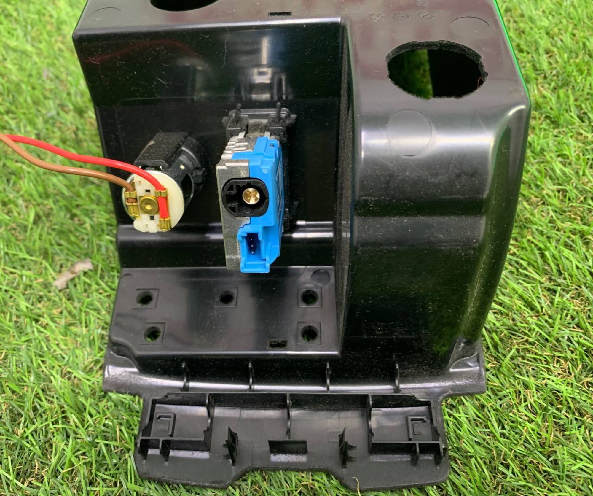 https://ycs.partsauto.market/partsauto-images/thmbs/h353NjtZg3VDP19b5HMt7LlpbQ93/e87d86b49ebc8c59fffafb14b65d033c/9c10b26fcacbb84c95bab0e0a666c5f5.jpg