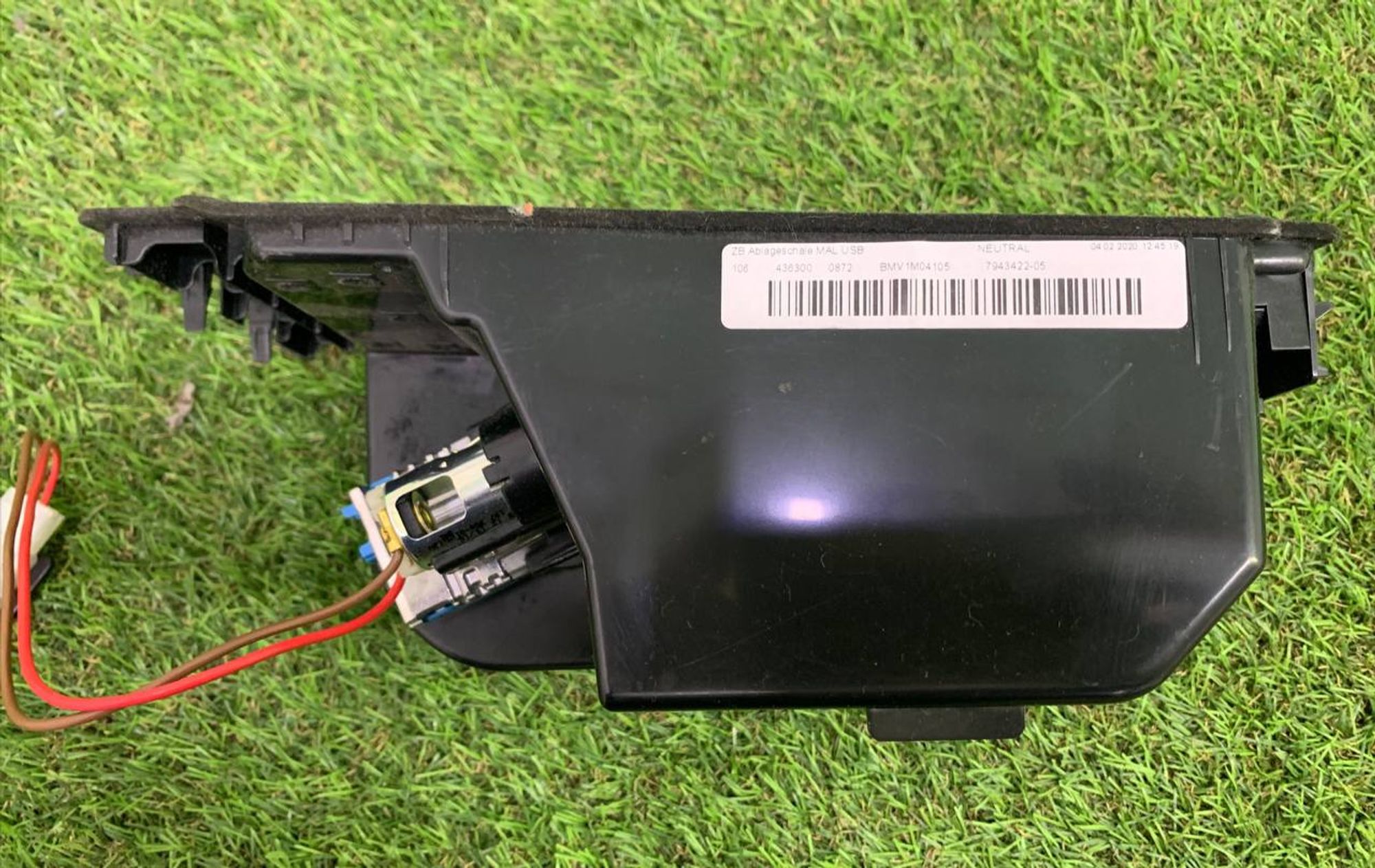 https://ycs.partsauto.market/partsauto-images/thmbs/h353NjtZg3VDP19b5HMt7LlpbQ93/e87d86b49ebc8c59fffafb14b65d033c/d27de39fc945d994627c66e6dc651740.jpg