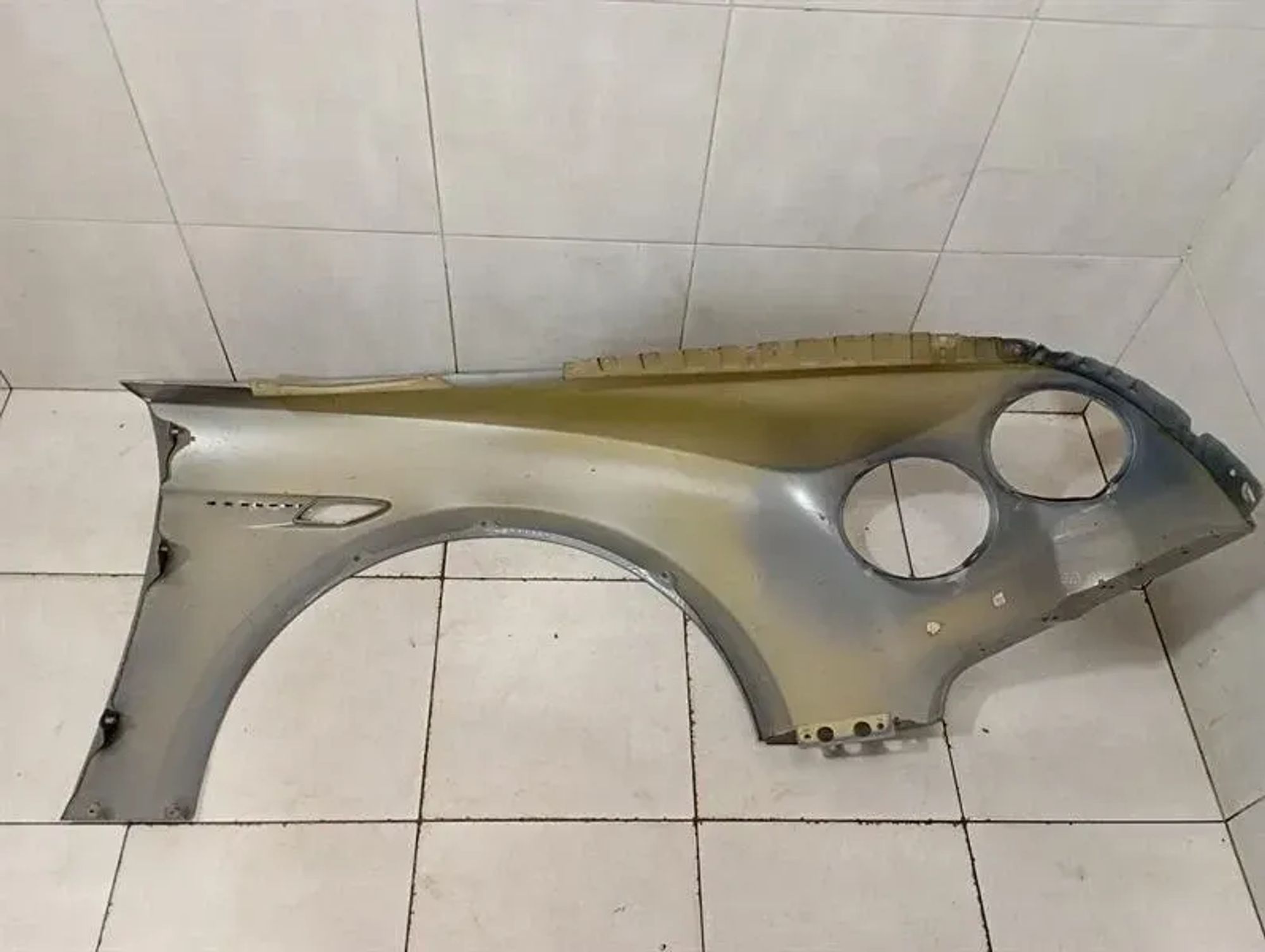 Левое крыло BENTLEY FLYING TRACK MK2, 330000 рублей, Москва