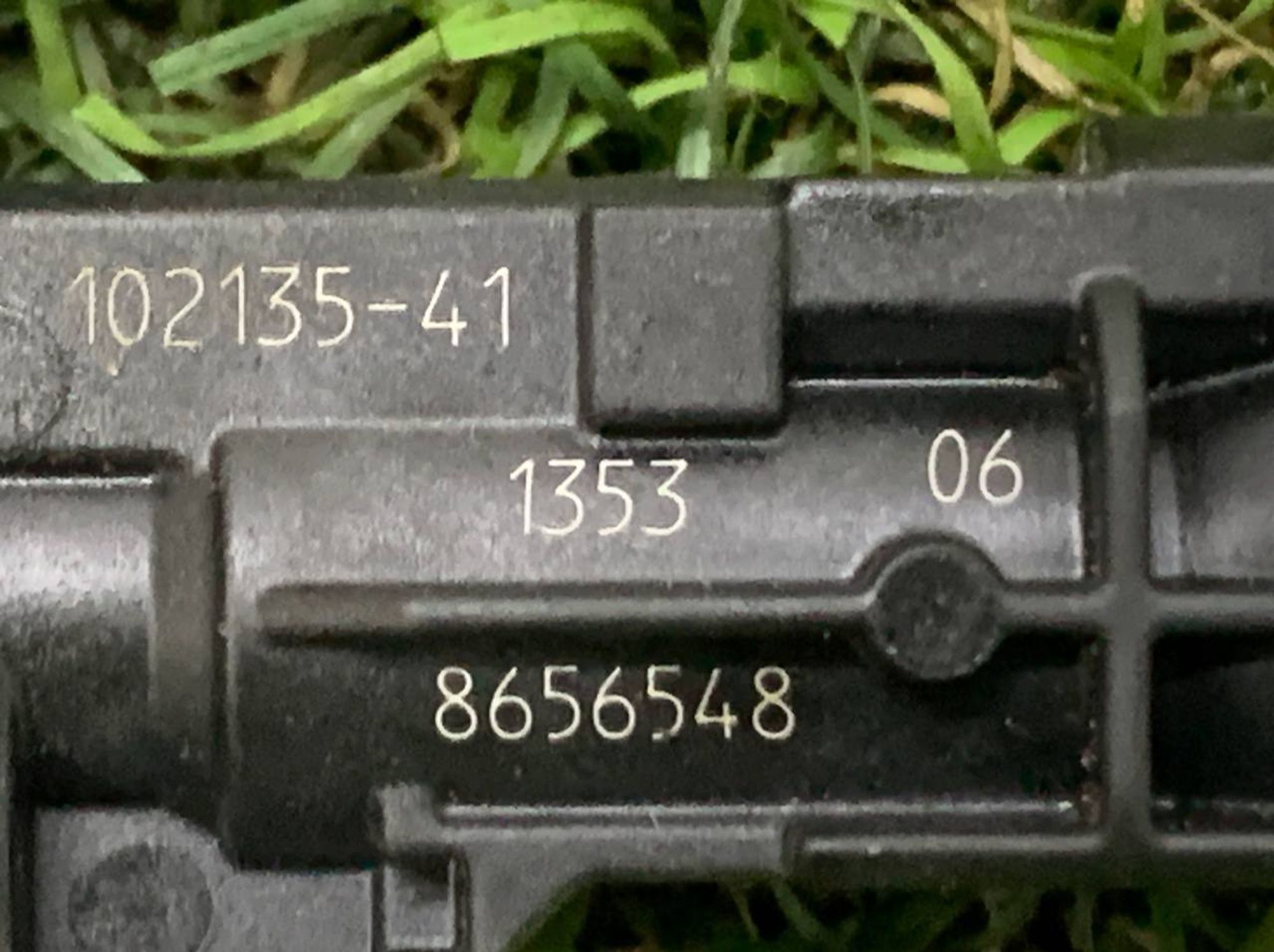https://ycs.partsauto.market/partsauto-images/thmbs/h353NjtZg3VDP19b5HMt7LlpbQ93/ea9868326ffe671f1c8da7bbce4bfffc/2dde1508e464dc11427358ef2a352142.jpg