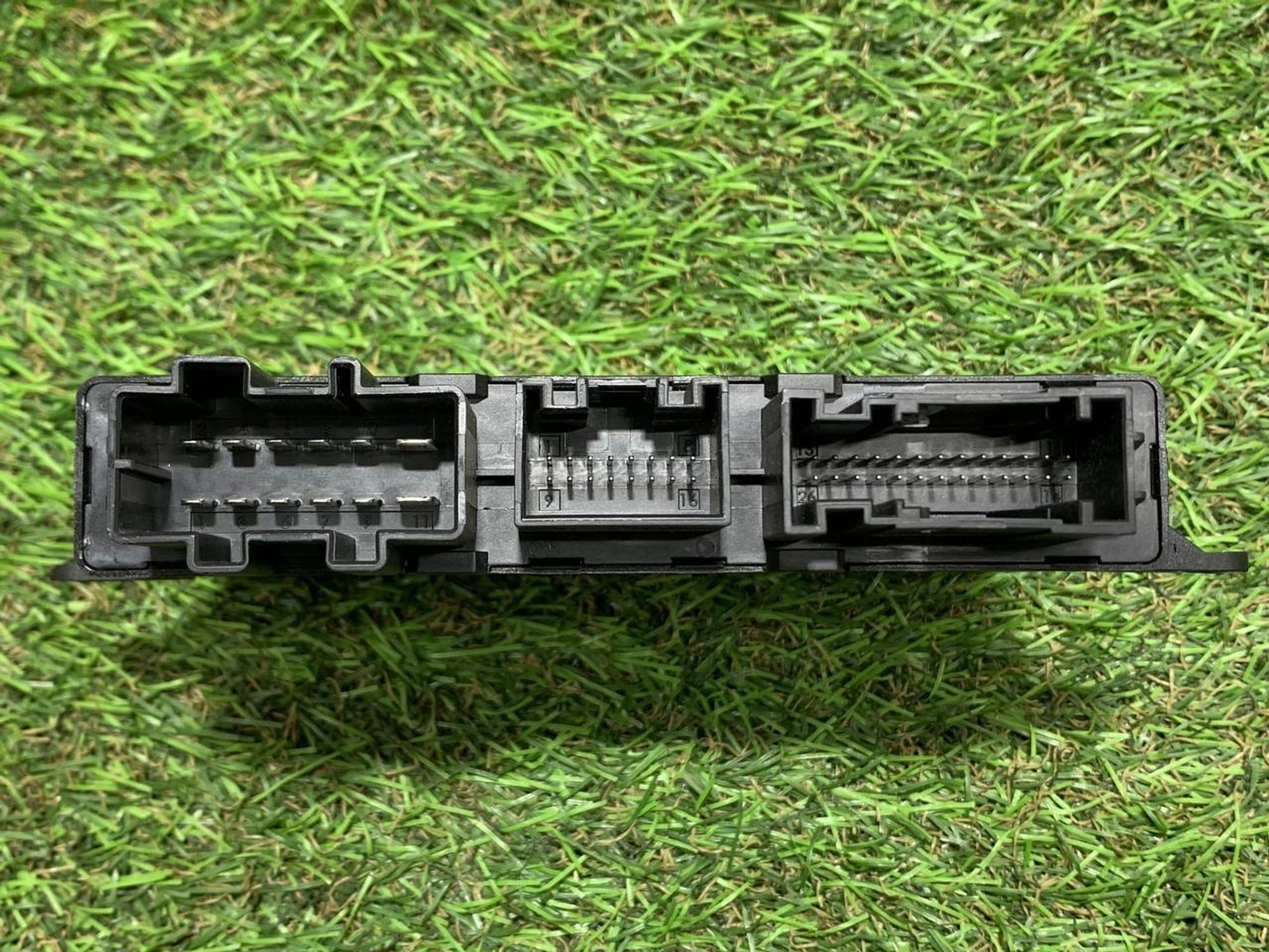 https://ycs.partsauto.market/partsauto-images/thmbs/h353NjtZg3VDP19b5HMt7LlpbQ93/ece140413e3cca1edb35e84548b35443/8dfb3951ddd91130becc223a4d152eac.jpg