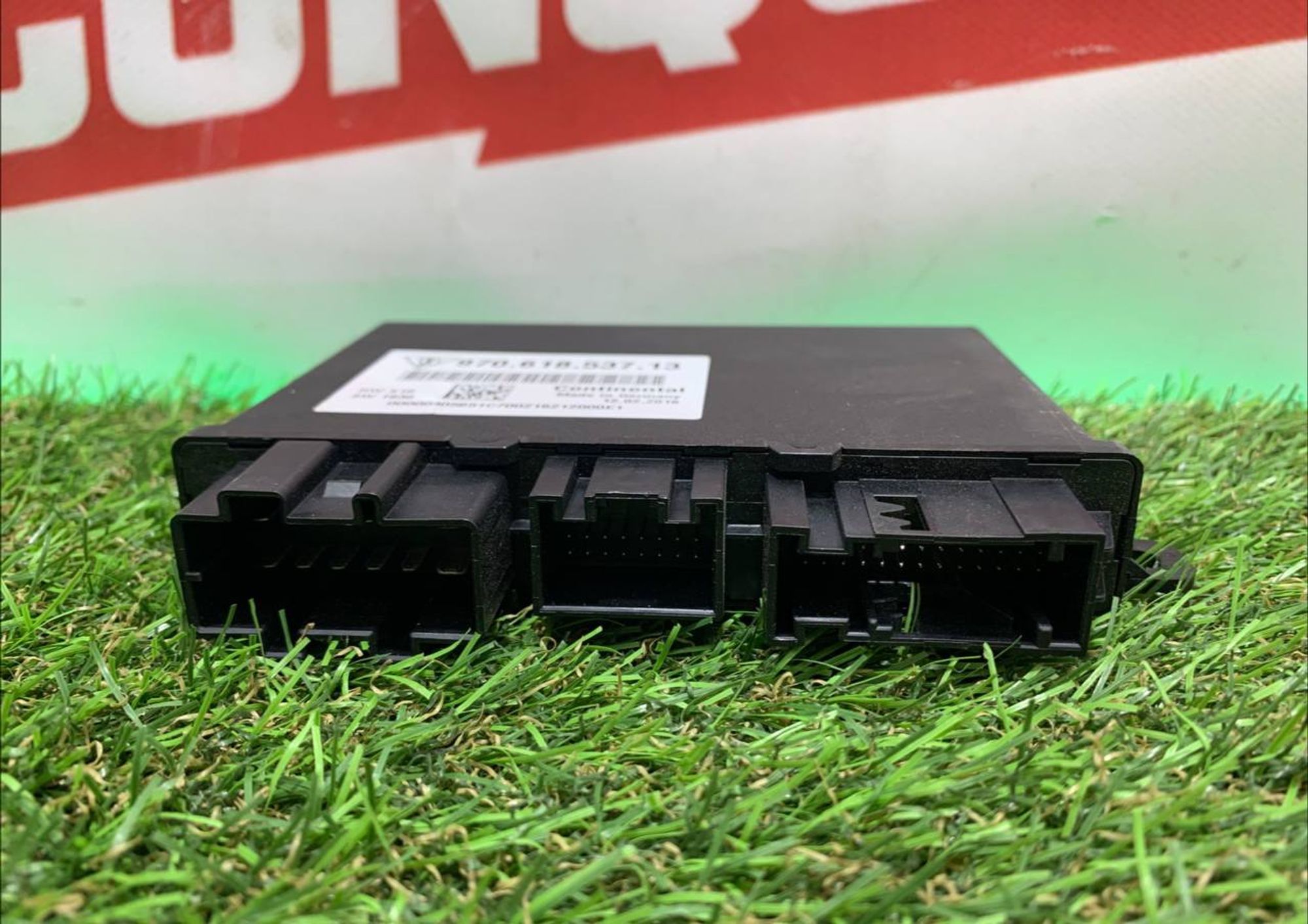 https://ycs.partsauto.market/partsauto-images/thmbs/h353NjtZg3VDP19b5HMt7LlpbQ93/ece140413e3cca1edb35e84548b35443/90613d3c3098268ef3df7e7c4a447e13.jpg
