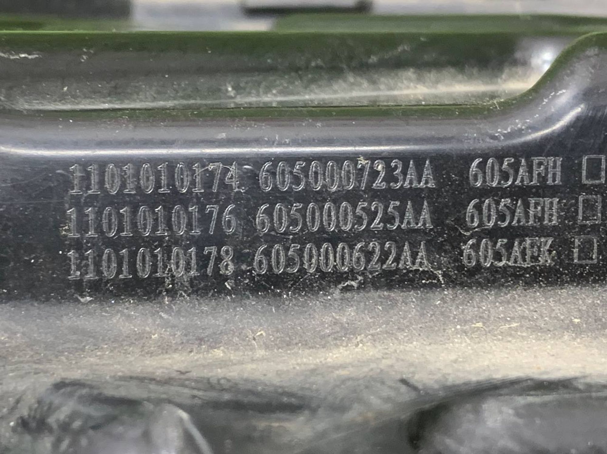 https://ycs.partsauto.market/partsauto-images/thmbs/h353NjtZg3VDP19b5HMt7LlpbQ93/ecfd00105be51e357235566688d08007/1ed88d4f9adf242d8083b589b07b543b.jpg