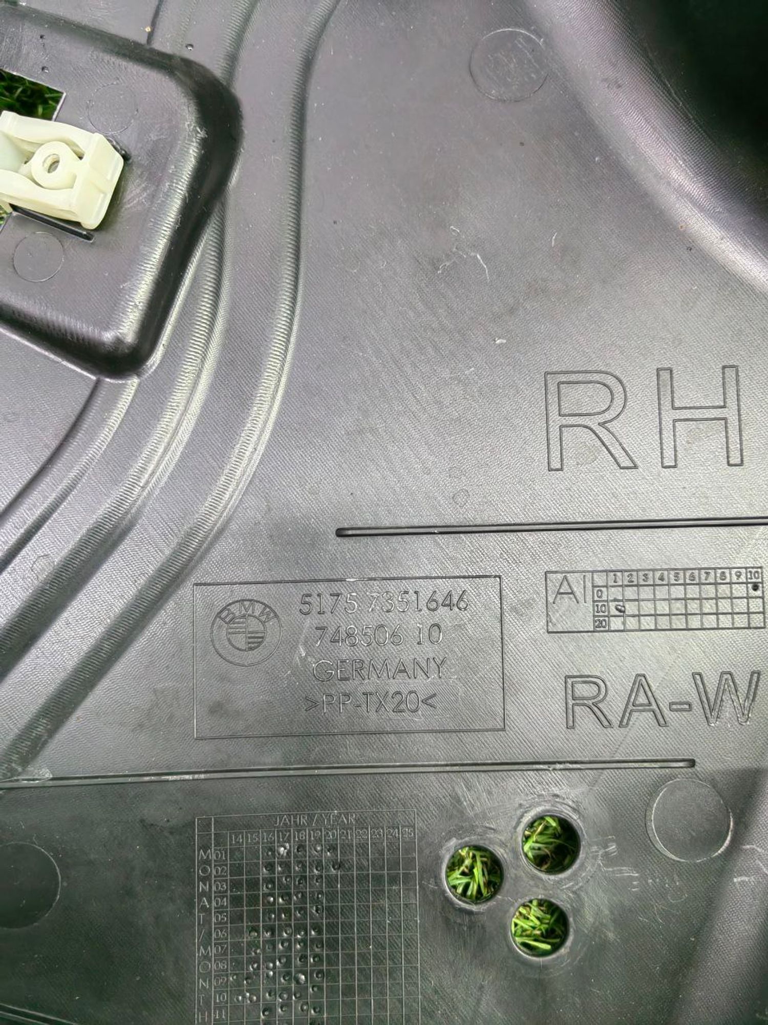 https://ycs.partsauto.market/partsauto-images/thmbs/h353NjtZg3VDP19b5HMt7LlpbQ93/ef56f3c40d9776b6b338a4c30b6a6465/951e8b9612590c49fc23a1de7d62b6cf.jpg