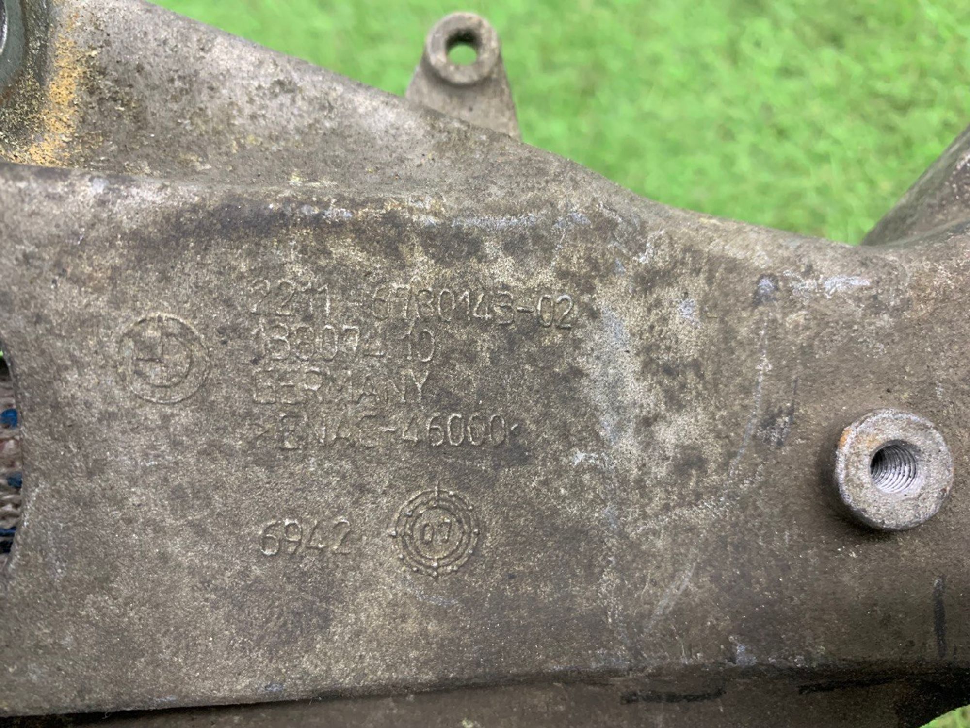 Кронштейн двигателя левый BMW N63 S63 F15 F85 E70 E71 F15 F86, 2000 рублей, Москва