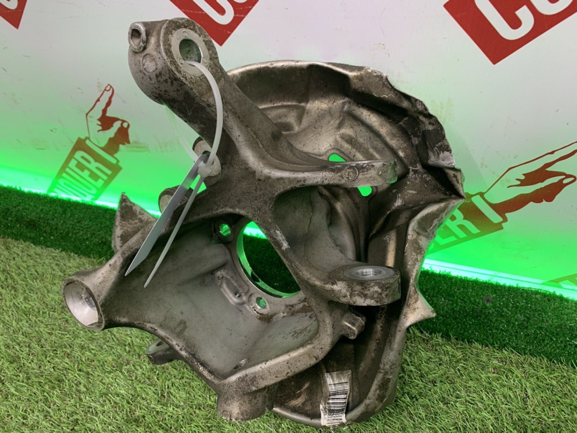 Опора подшипника колеса правая задняя BMW F10, 1500 рублей, Москва