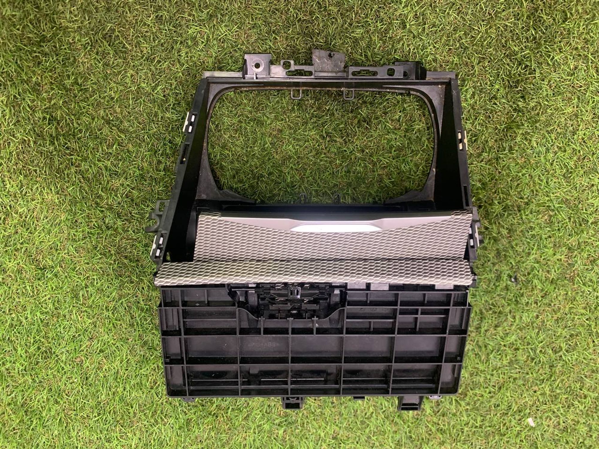 https://ycs.partsauto.market/partsauto-images/thmbs/h353NjtZg3VDP19b5HMt7LlpbQ93/f490ca9bcae8a77ac0d33486f26c394a/b92535c920de30806a35059e5efd6484.jpg