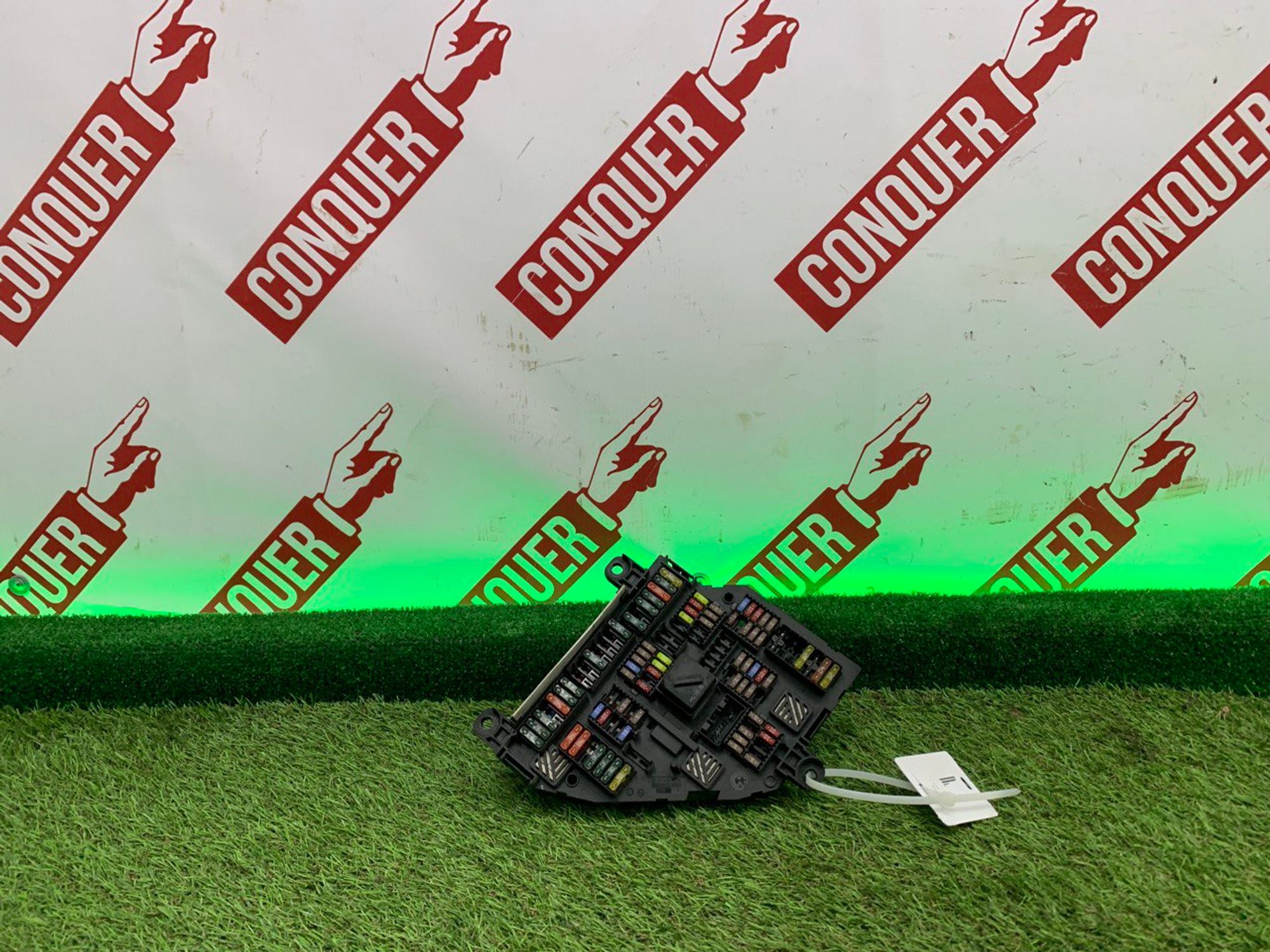 Блок предохранителей задний BMW F10 F12 F01, 2000 рублей, Москва