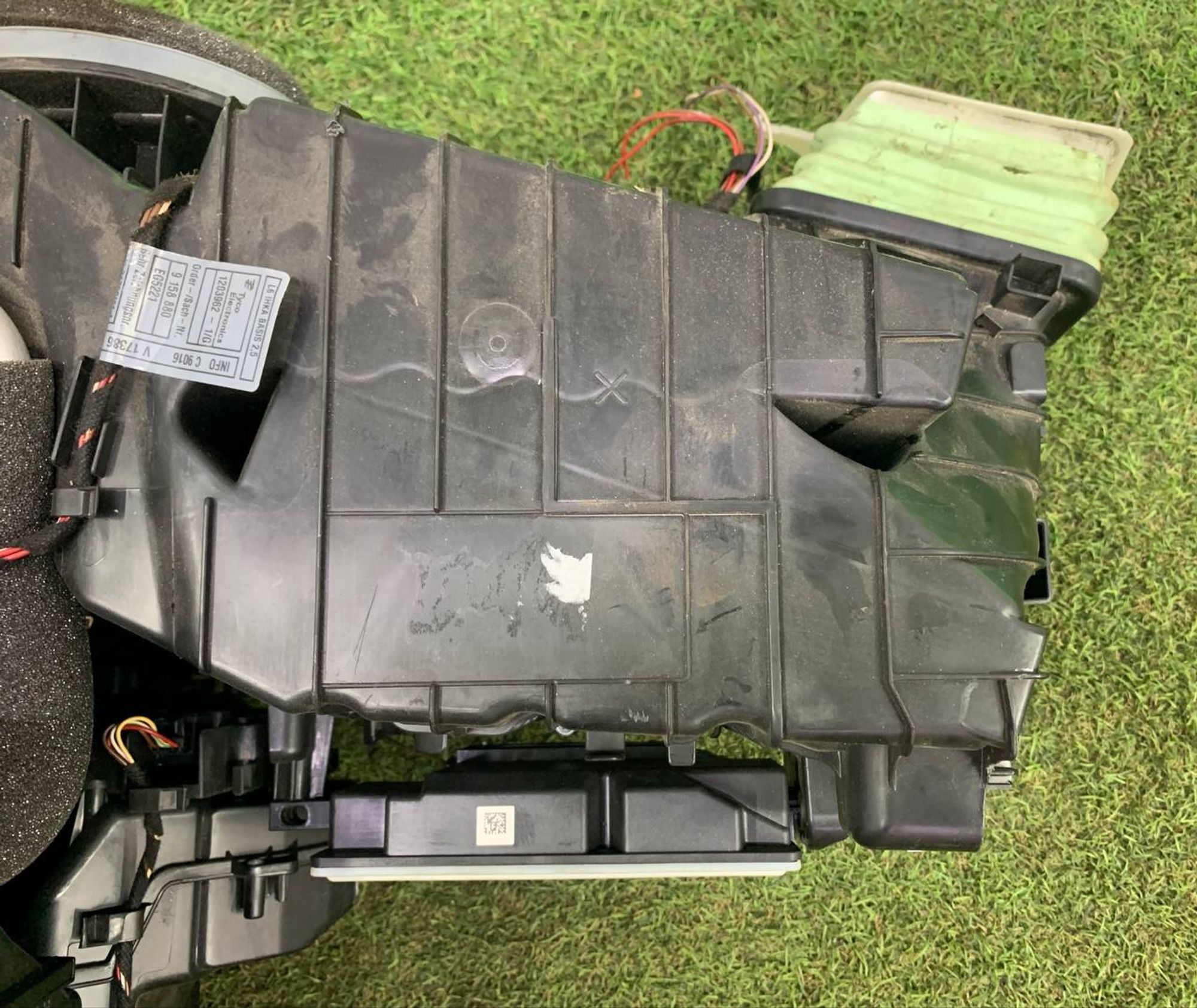 https://ycs.partsauto.market/partsauto-images/thmbs/h353NjtZg3VDP19b5HMt7LlpbQ93/f5a969abfcf6405da7e39a9bb4007973/ae2553ddd6d3ea76f26d19411f531987.jpg