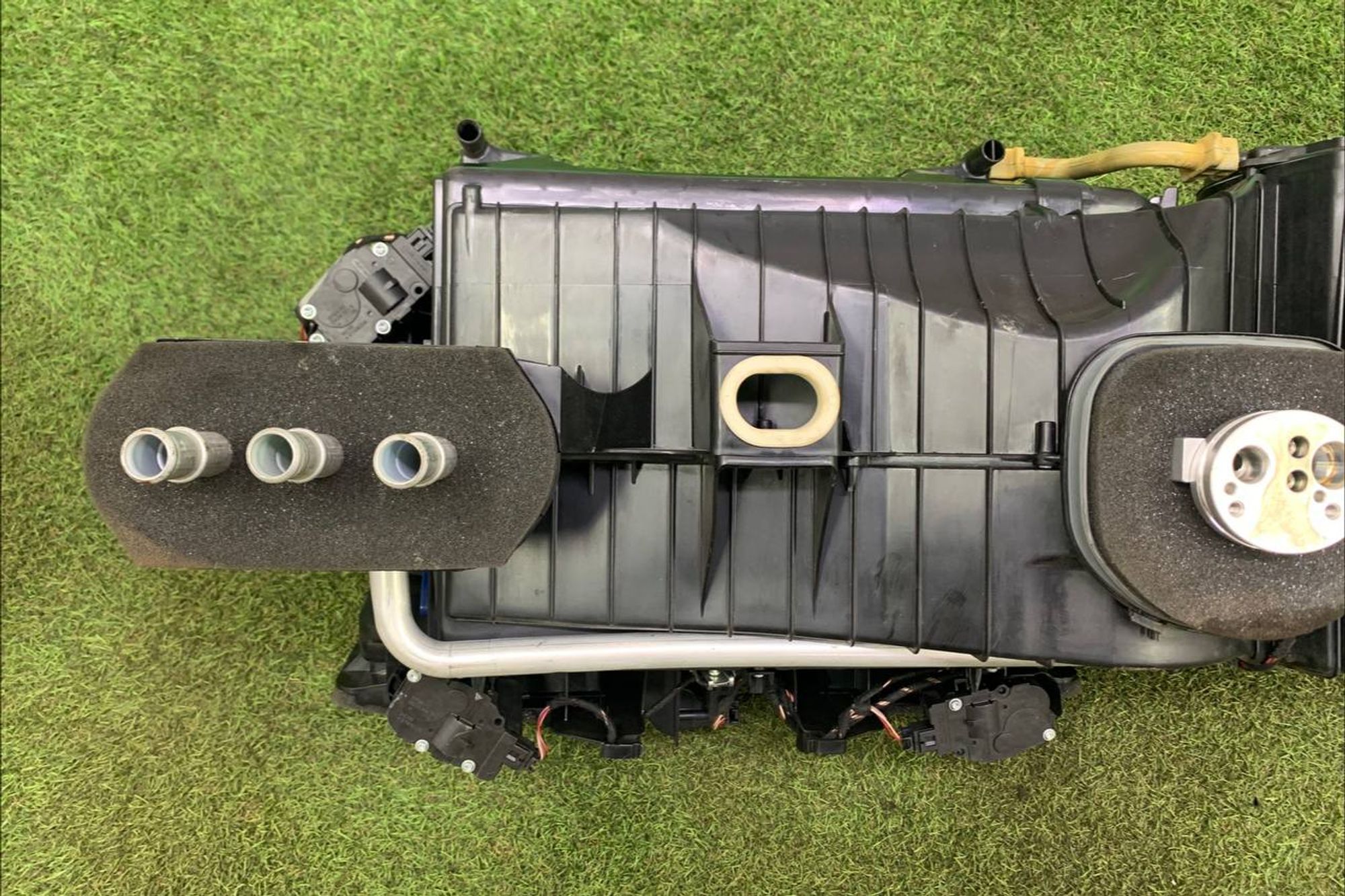 https://ycs.partsauto.market/partsauto-images/thmbs/h353NjtZg3VDP19b5HMt7LlpbQ93/f5a969abfcf6405da7e39a9bb4007973/f7ce9b0b126c47c9c4231b5181aa6512.jpg