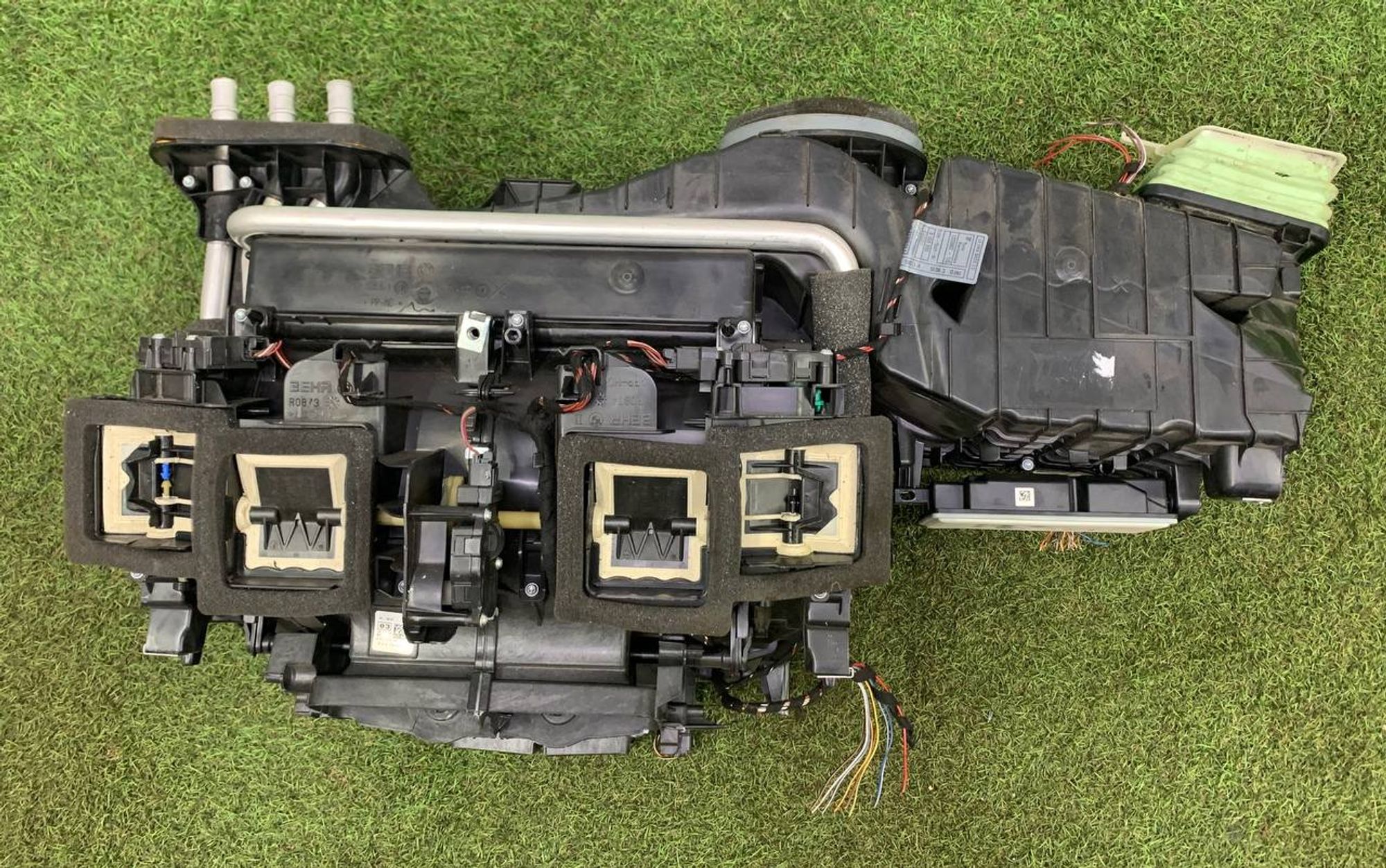 https://ycs.partsauto.market/partsauto-images/thmbs/h353NjtZg3VDP19b5HMt7LlpbQ93/f5a969abfcf6405da7e39a9bb4007973/fd429039d620c67a91f9f0f500e92071.jpg