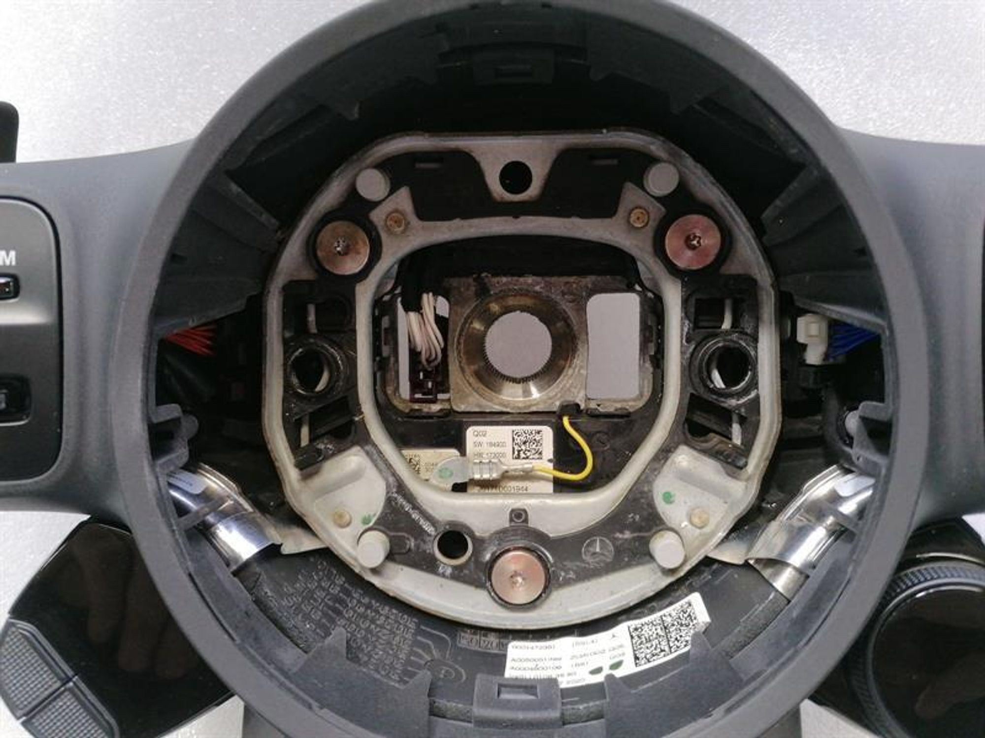 https://ycs.partsauto.market/partsauto-images/thmbs/h353NjtZg3VDP19b5HMt7LlpbQ93/f5f7984b67892c0513ac910cdaee6a9e/24bde1877ac60224e0d4dc180e2e5431.jpg