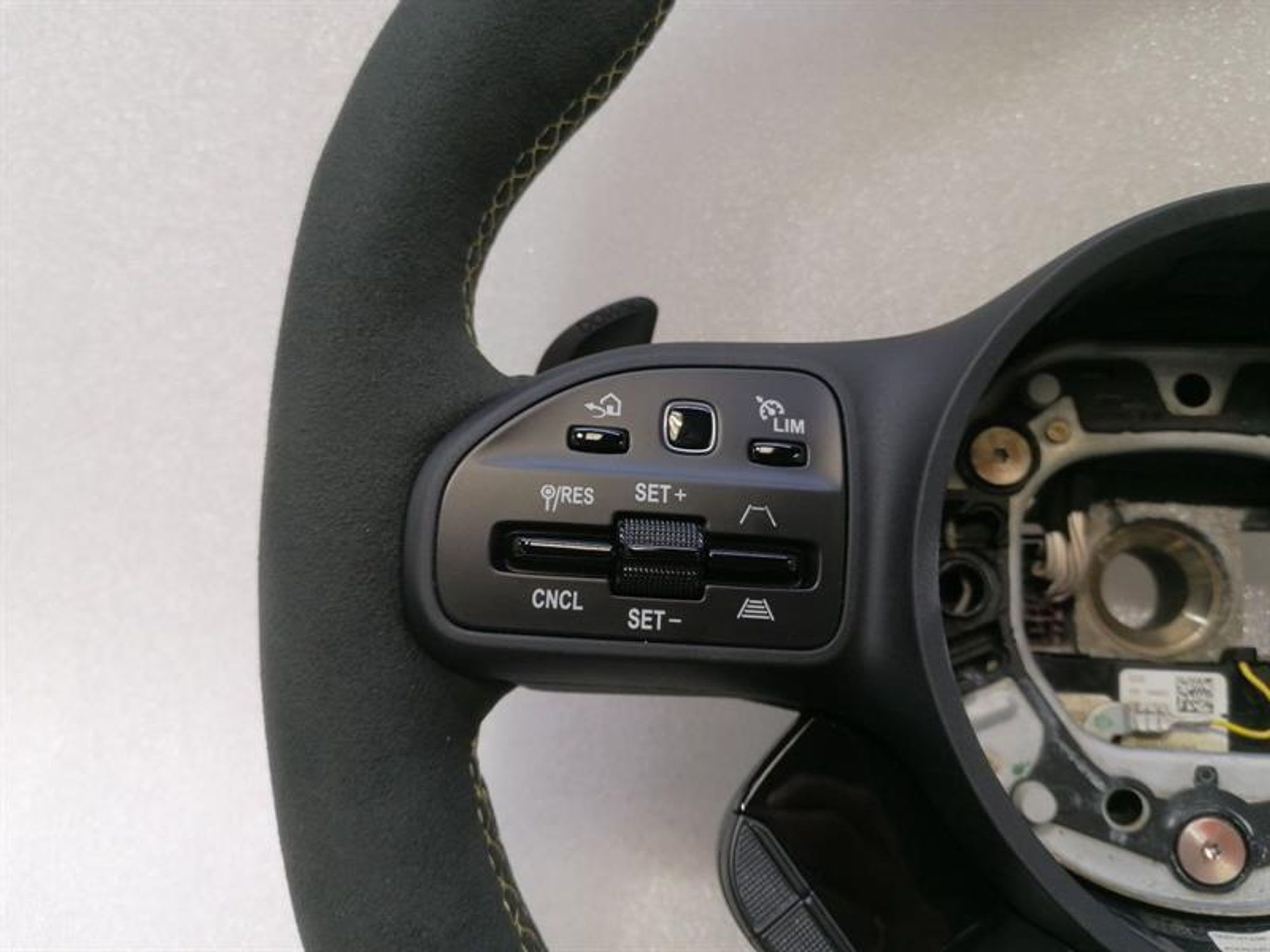https://ycs.partsauto.market/partsauto-images/thmbs/h353NjtZg3VDP19b5HMt7LlpbQ93/f5f7984b67892c0513ac910cdaee6a9e/d0f27b67ad657ca209203a1c7915fc53.jpg