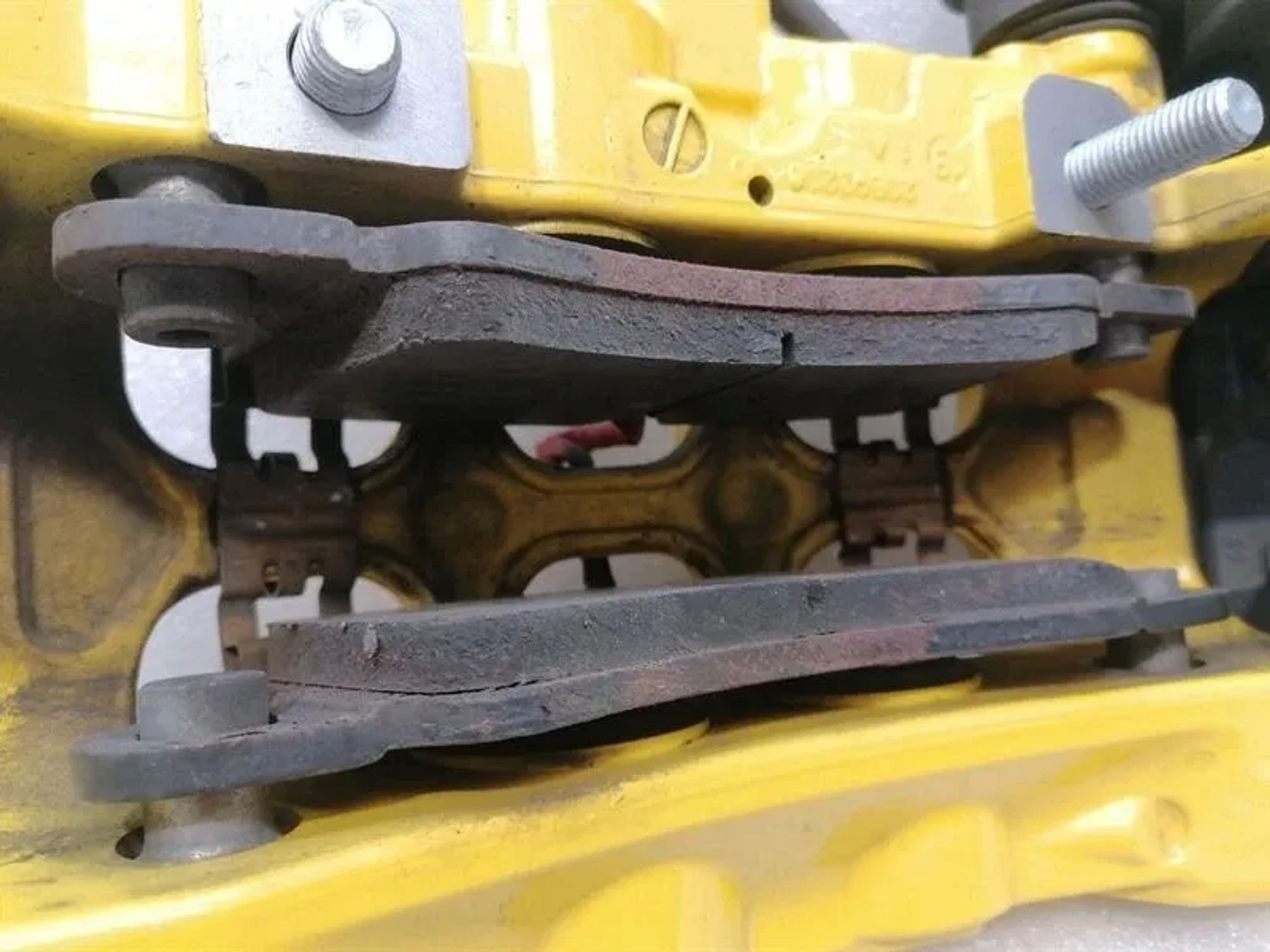 https://ycs.partsauto.market/partsauto-images/thmbs/h353NjtZg3VDP19b5HMt7LlpbQ93/f6632d5d3480276ab2a047b89bb42795/09f108047f021156f1f87e0bfffa0027.jpg
