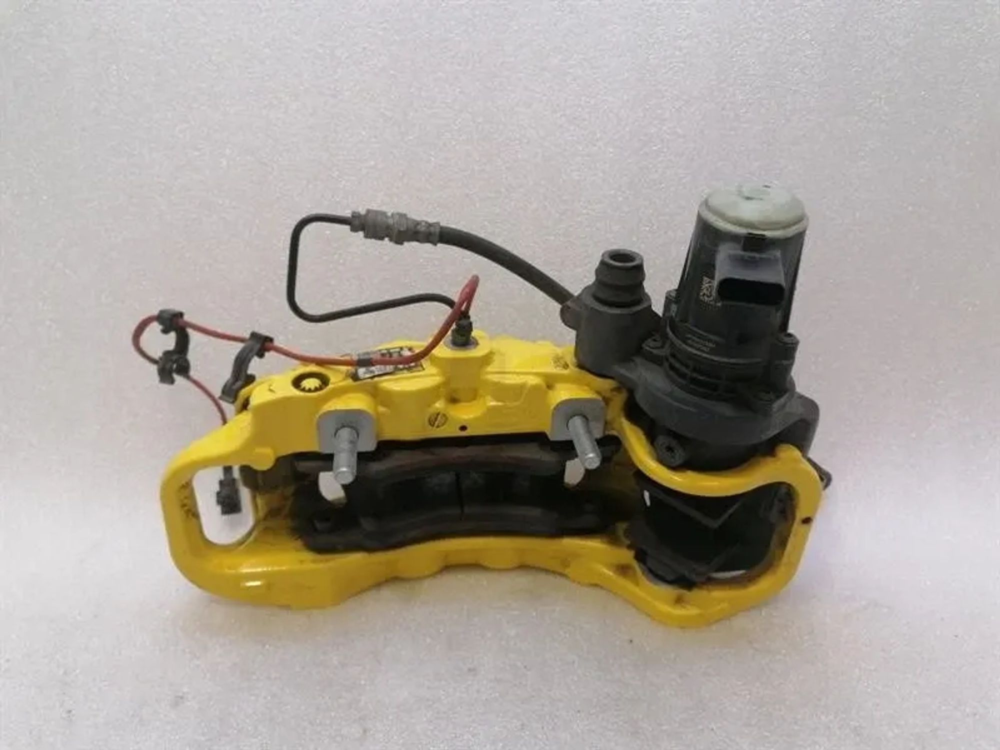 Тормозной суппорт Задний левый Ferrari 812 Superfast F152M, 350000 рублей, Москва