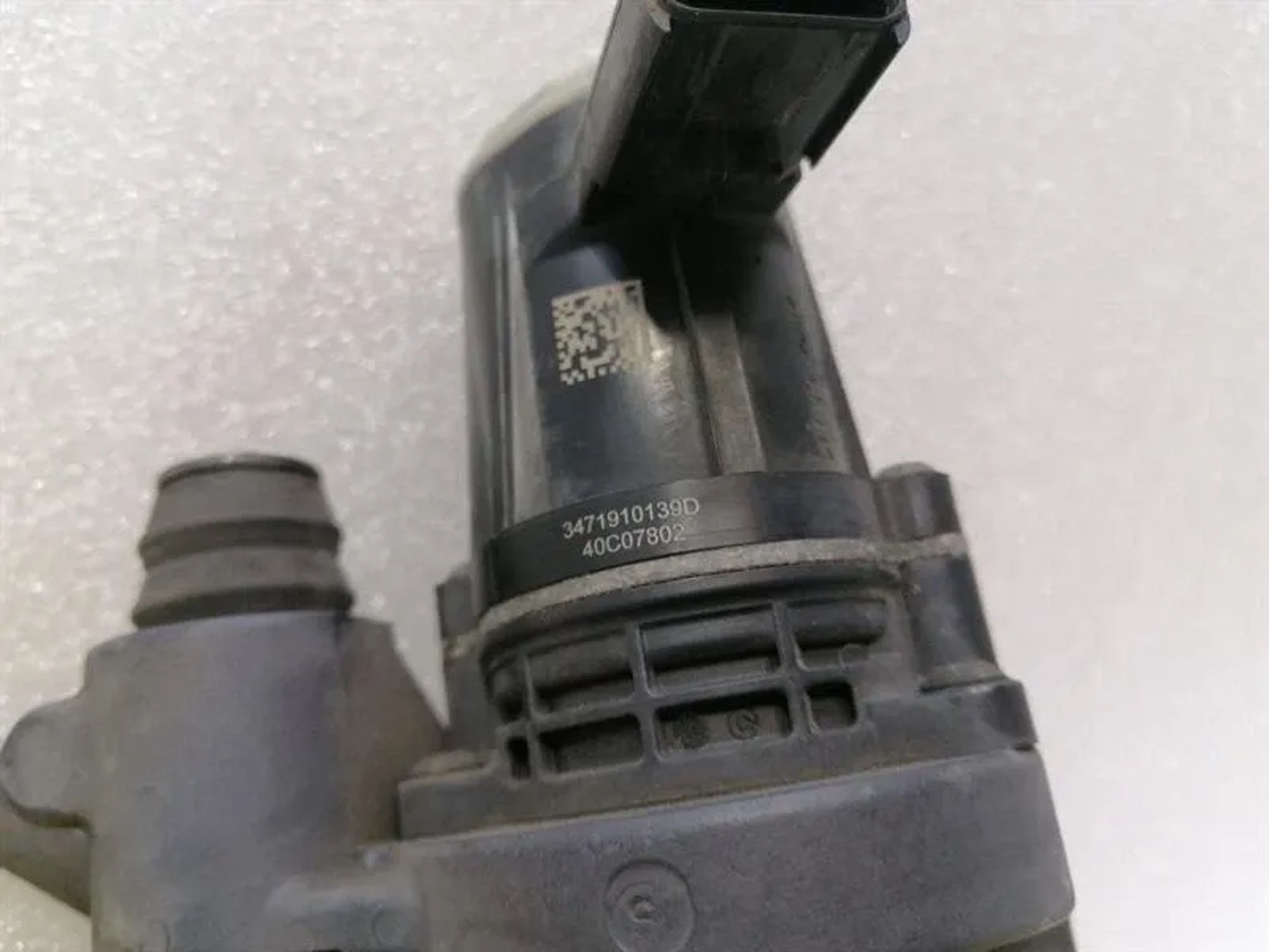 https://ycs.partsauto.market/partsauto-images/thmbs/h353NjtZg3VDP19b5HMt7LlpbQ93/f6632d5d3480276ab2a047b89bb42795/a324d72046b4faec3574578cbb316080.jpg