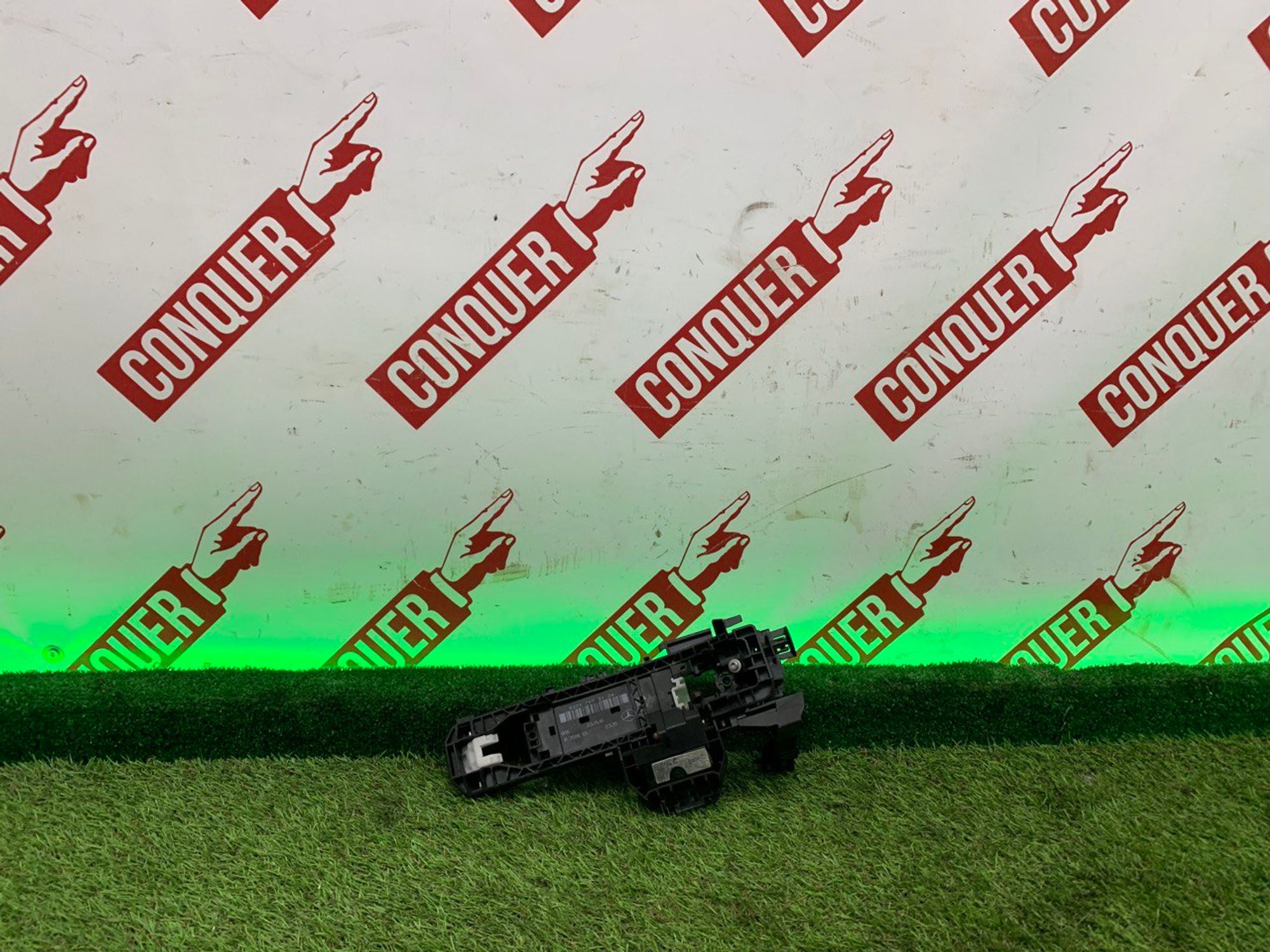 Кронштейн ручки двери задний левый Mercedes Benz w204 E212, 1000 рублей, Москва