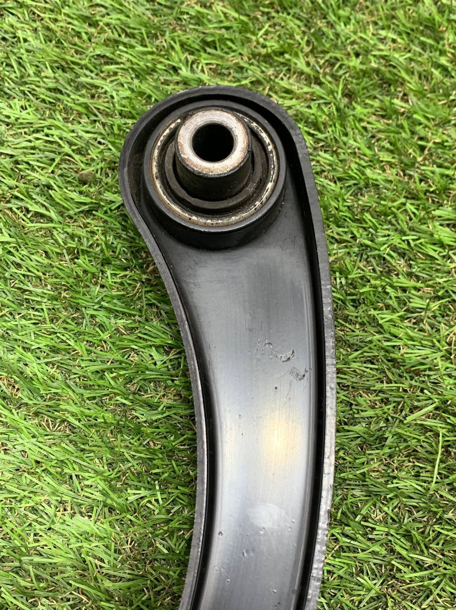 https://ycs.partsauto.market/partsauto-images/thmbs/h353NjtZg3VDP19b5HMt7LlpbQ93/f77014a39c2651c1260a6177411473cf/9a6c8a2c246626d2e22bffac828059ba.jpg