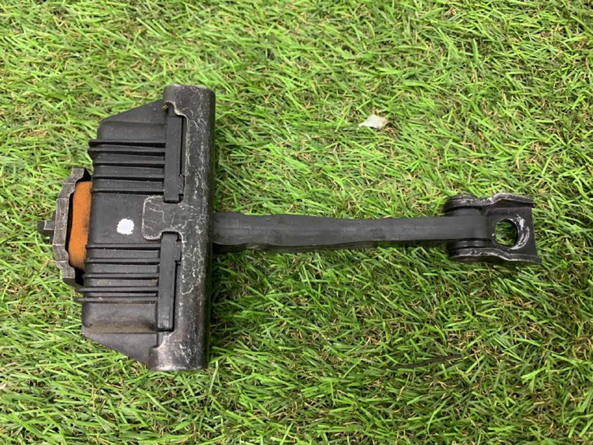 Ограничитель правый BMW E71 E70, 1000 рублей, Москва