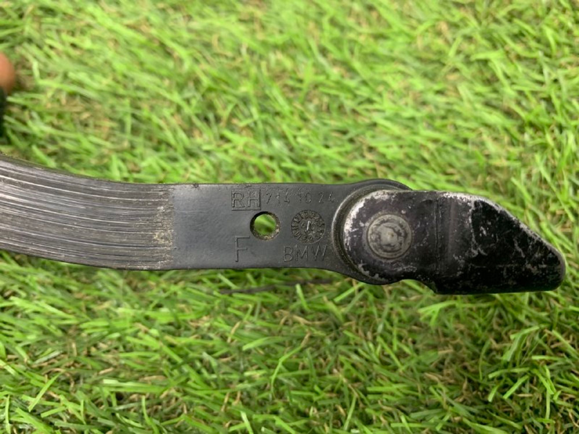 Ограничитель правый BMW E71 E70, 1000 рублей, Москва