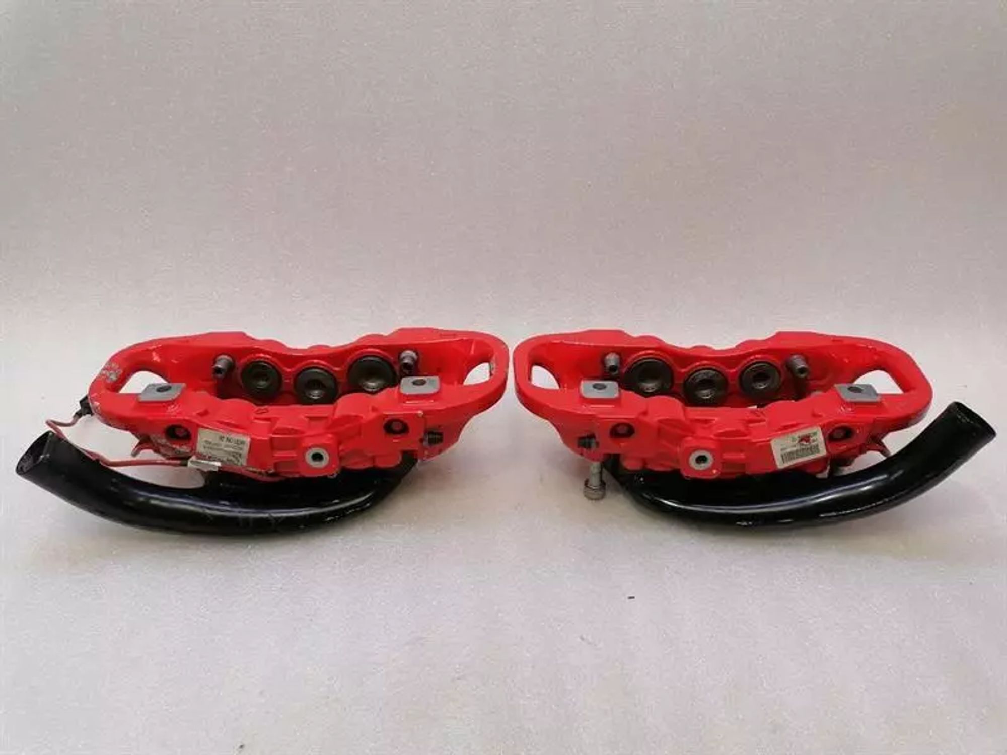 Комплект передних тормозных суппортов Ferrari 812 Superfast, 550000 рублей, Москва