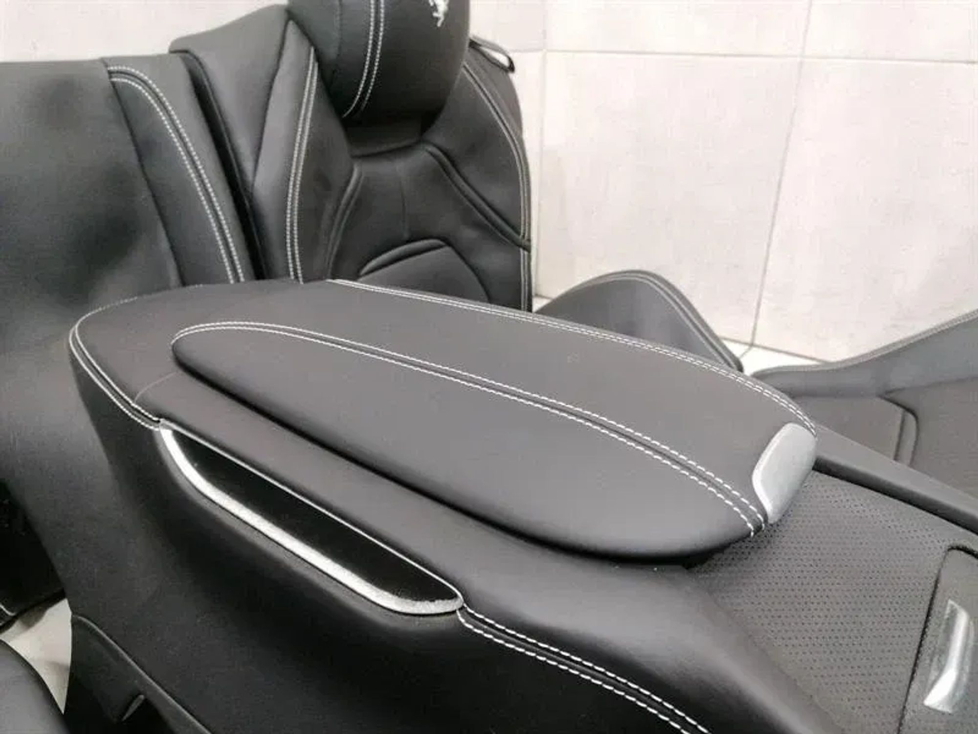 салон в сборе Ferrari GTC4 Lusso F151M С ПОДОГРЕВОМ, 945000 рублей, Москва