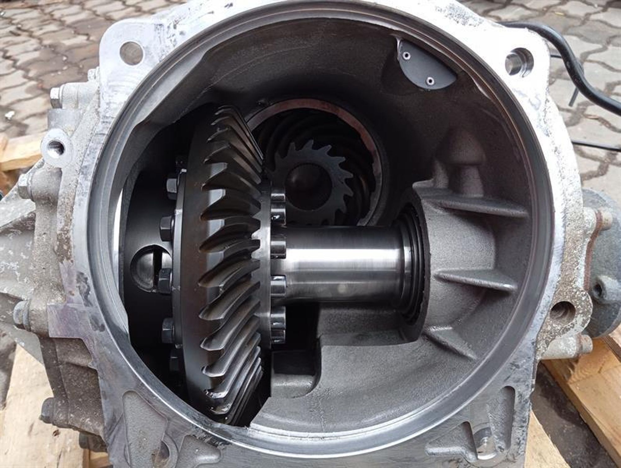 https://ycs.partsauto.market/partsauto-images/thmbs/h353NjtZg3VDP19b5HMt7LlpbQ93/ffe1697f25fd83bf6ab6bed2da0d486a/9dfdff485c474a249b92cad4e0a97a0b.jpg