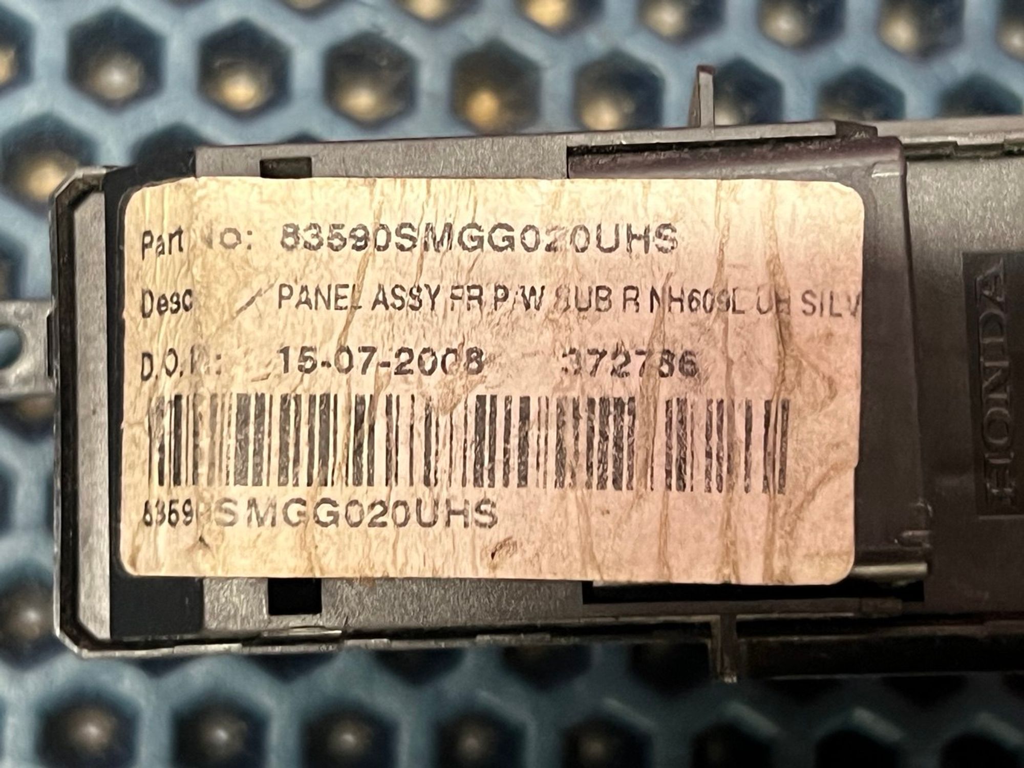 Кнопка стеклоподъемника передняя левая null, 800 рублей, Нижний Новгород