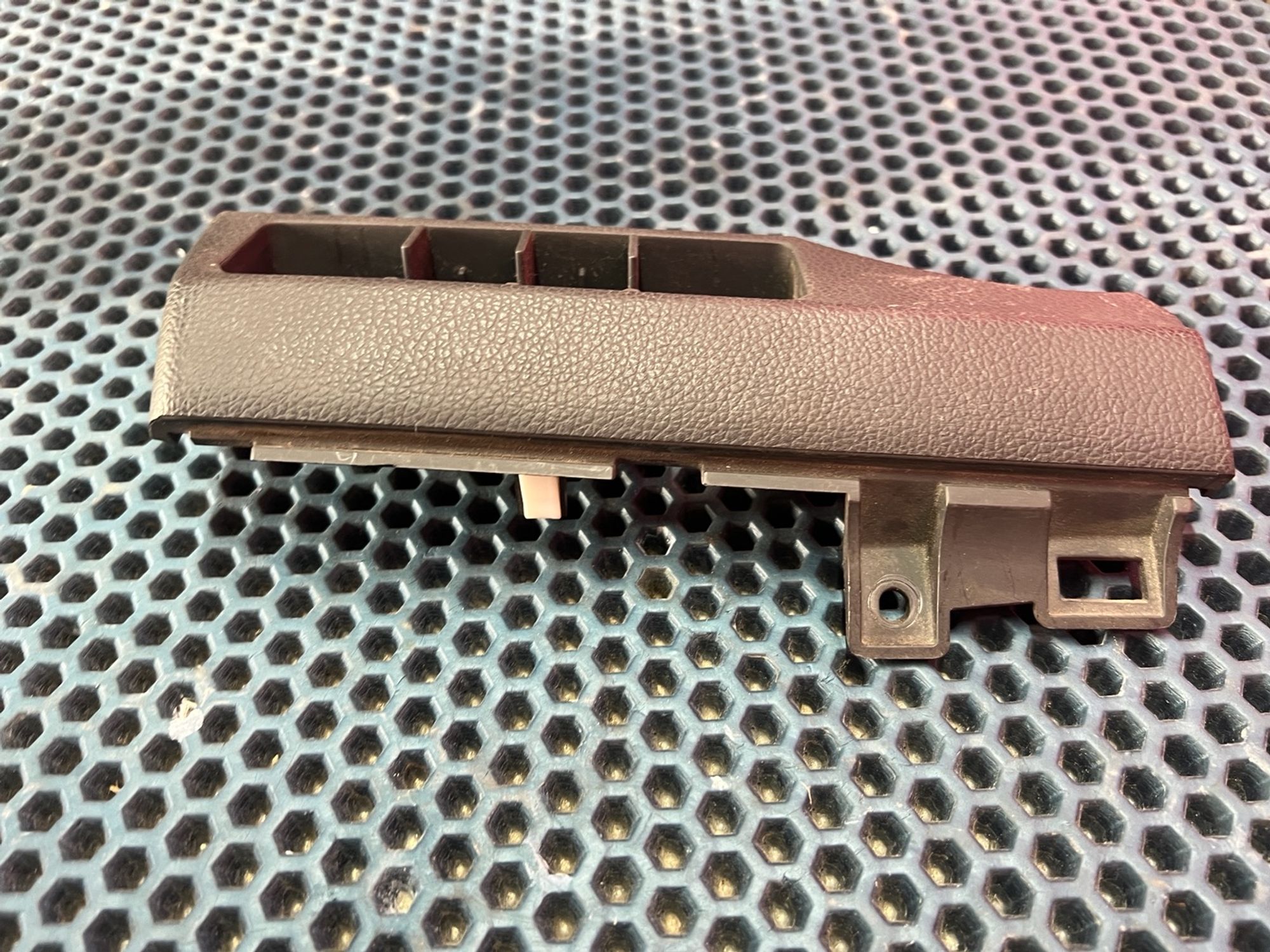 933104Y000 Блок кнопок в торпедо Kia Rio III, 550 рублей, Нижний Новгород