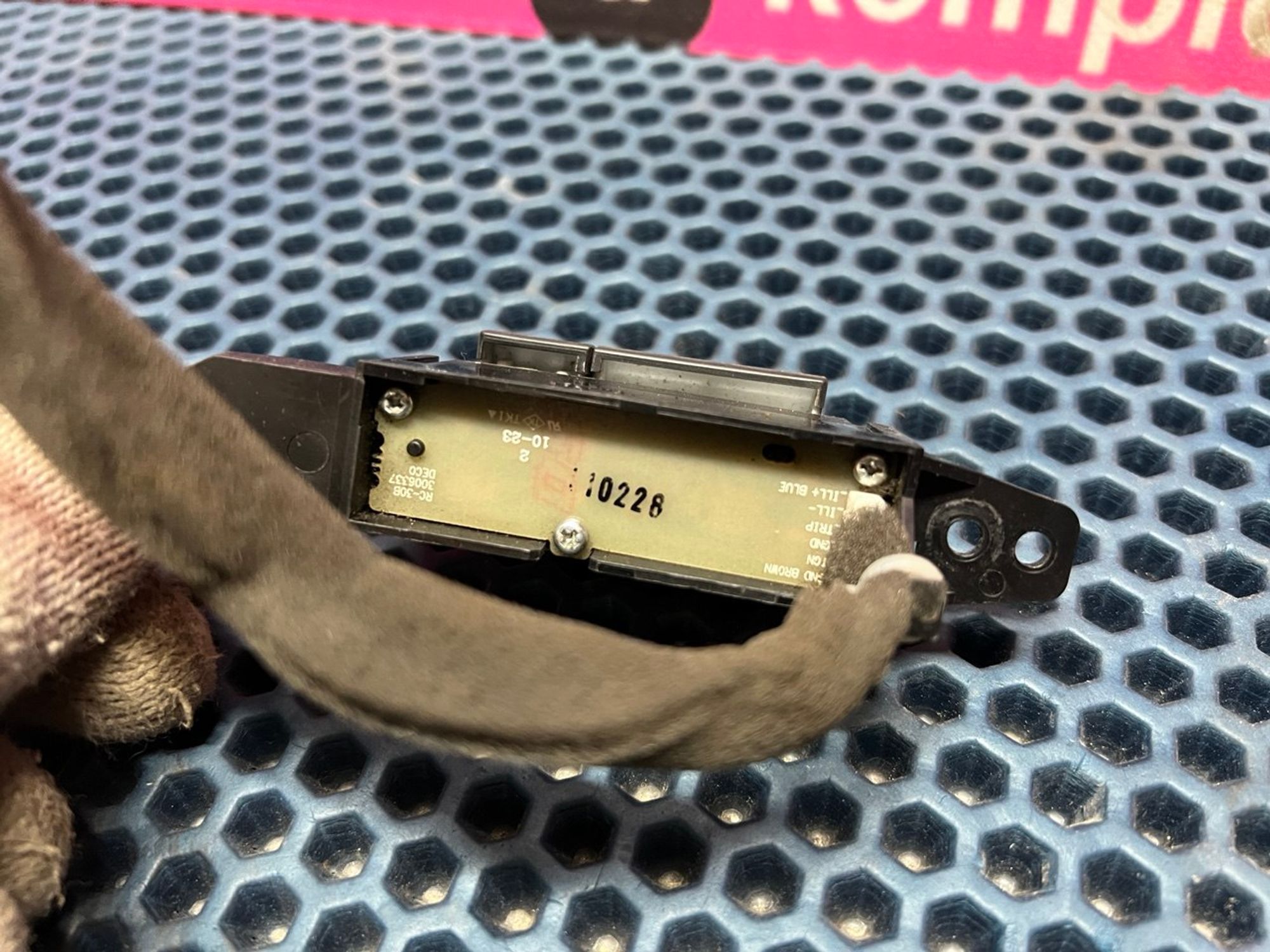 969406AV0A Проводка накладки торпеды Nissan GT-R, 3700 рублей, Нижний Новгород