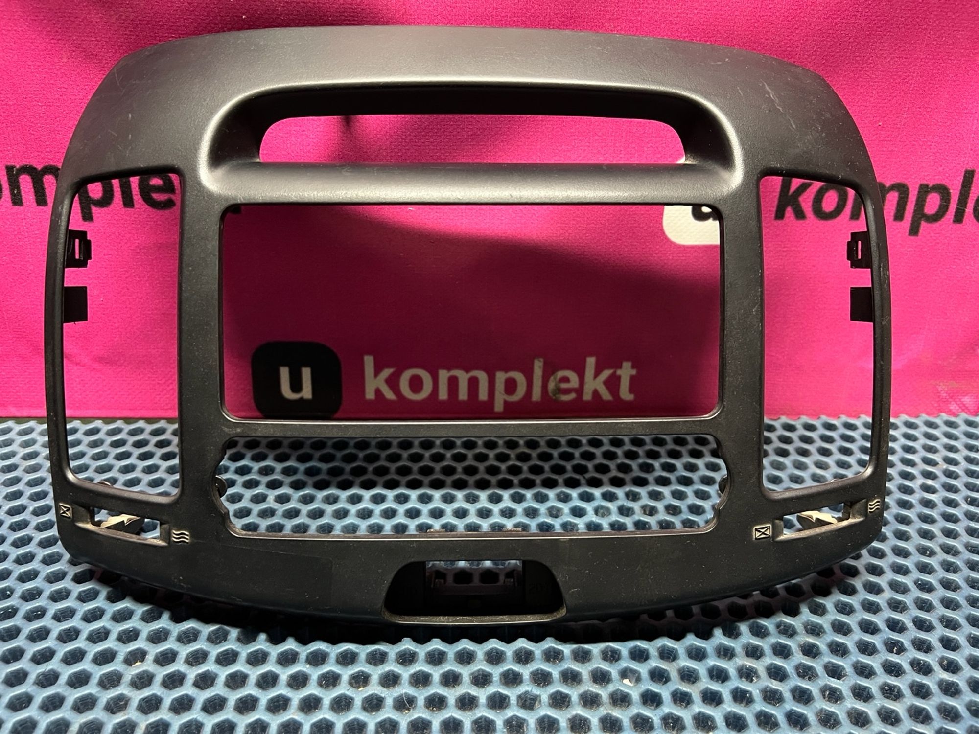 847402H1009 Накладка консоли Hyundai Elantra HD, 800 рублей, Нижний Новгород