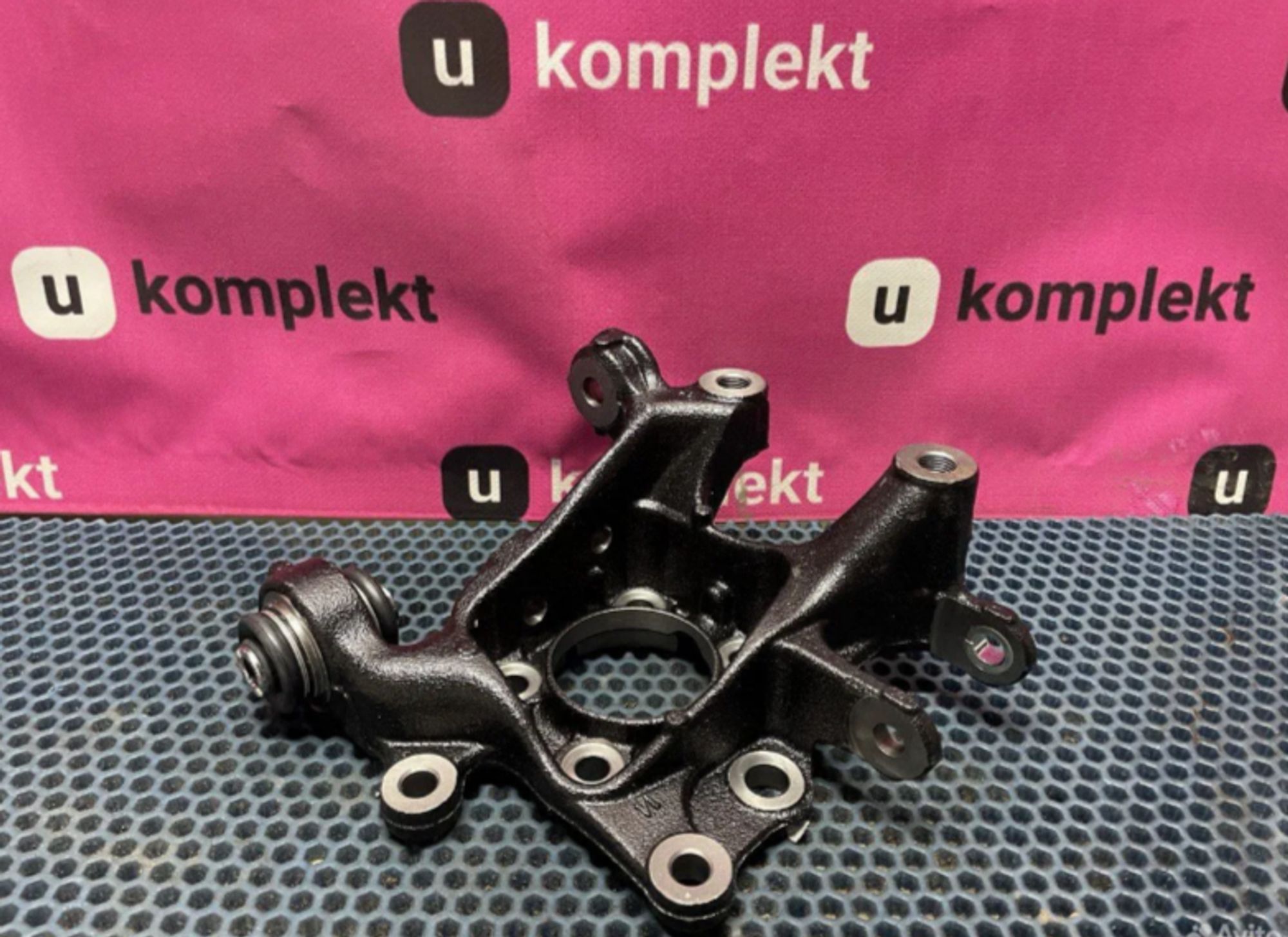 Поворотный кулак задний правый, 14000 рублей, Нижний Новгород