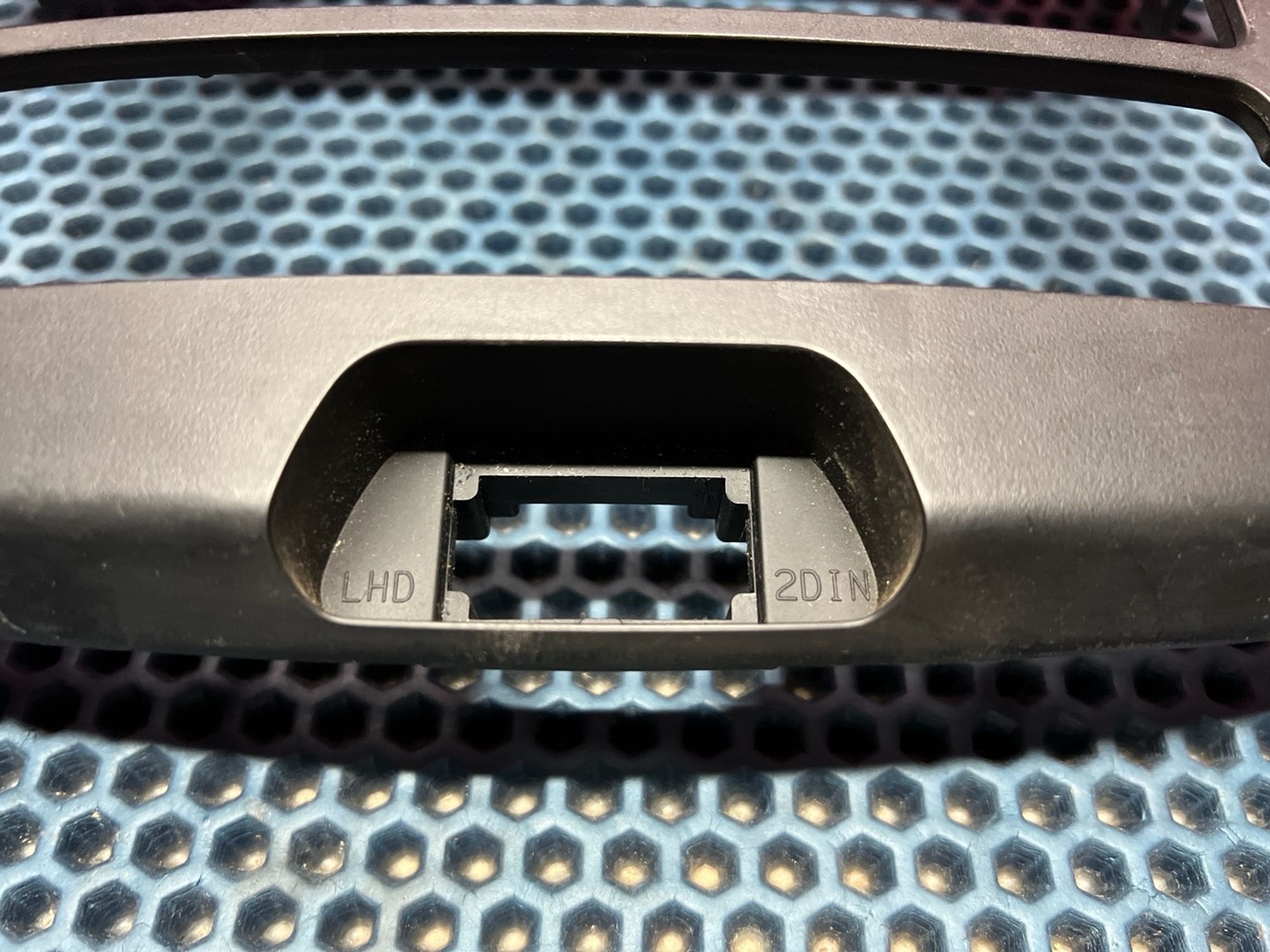 847402H1009 Накладка консоли Hyundai Elantra HD, 800 рублей, Нижний Новгород