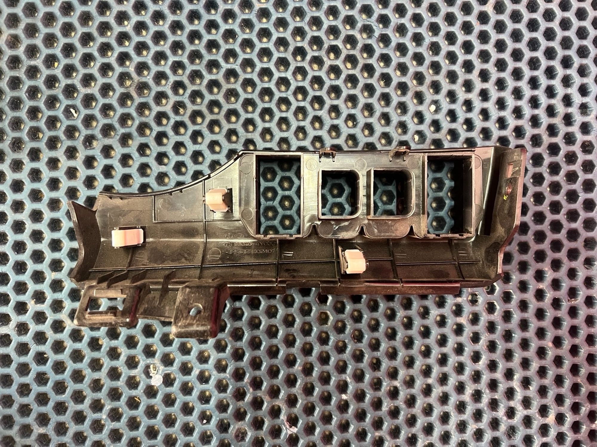 933104Y000 Блок кнопок в торпедо Kia Rio III, 550 рублей, Нижний Новгород