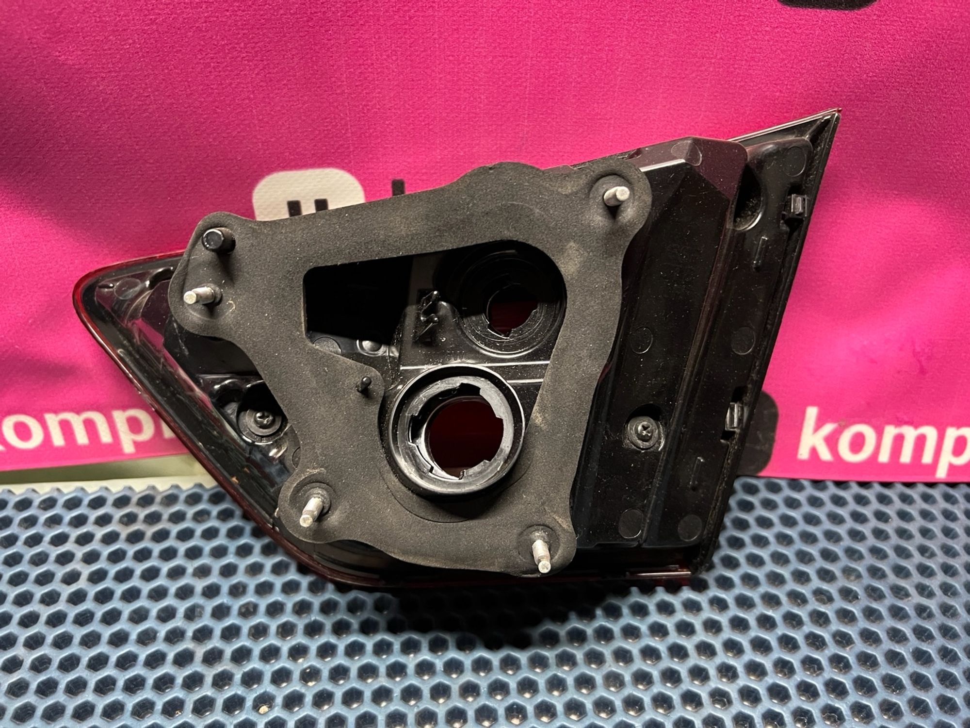 92403M0000 Фонарь задний левый внутренний L Hyu..., 700 рублей, Нижний Новгород