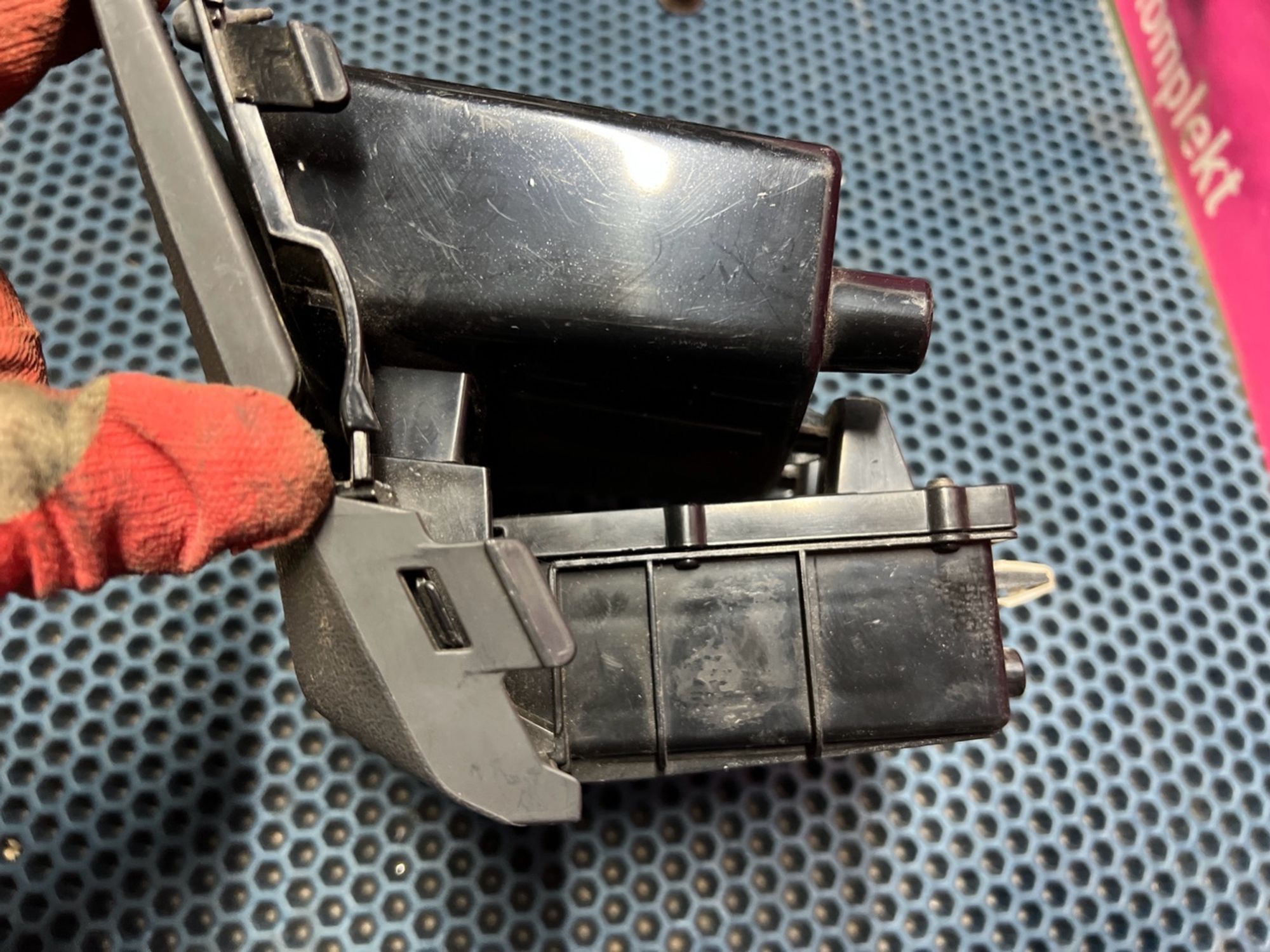 847802H200 Бардачок центральный Hyundai Elantra HD, 700 рублей, Нижний Новгород