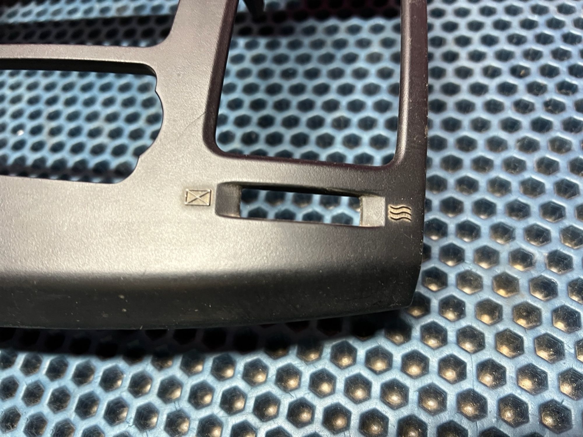 847402H1009 Накладка консоли Hyundai Elantra HD, 800 рублей, Нижний Новгород