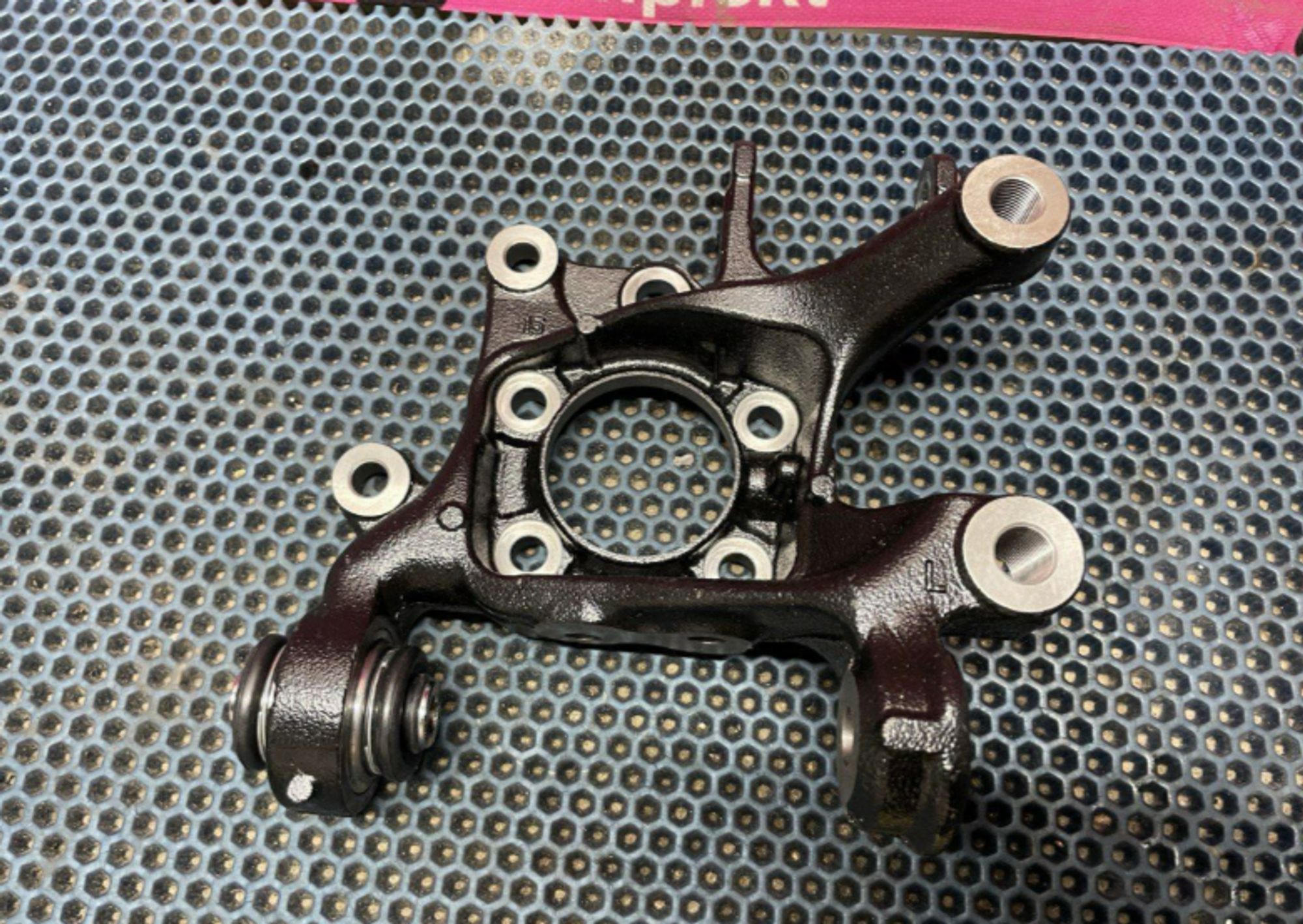 Поворотный кулак задний левый, 14000 рублей, Нижний Новгород